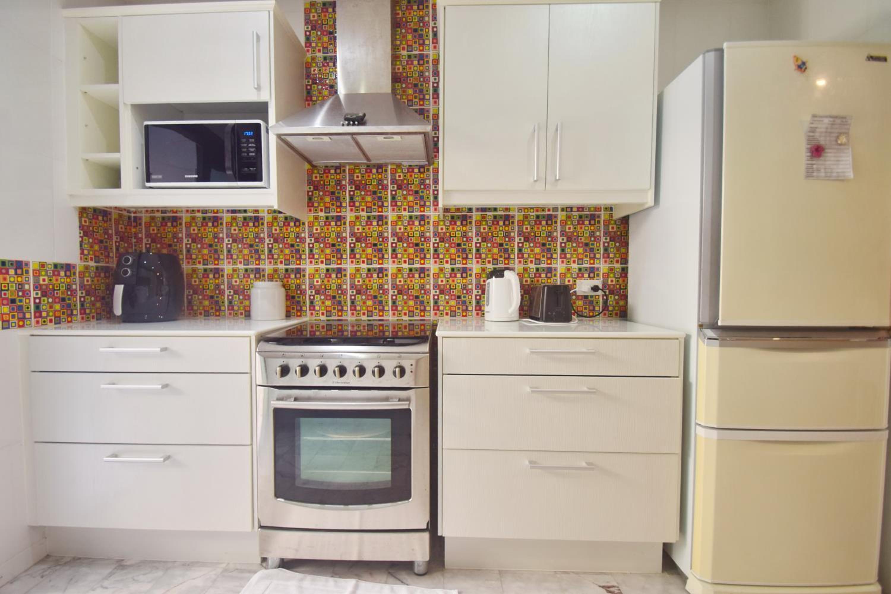 Three-Bedroom Townhouse - Photo 17