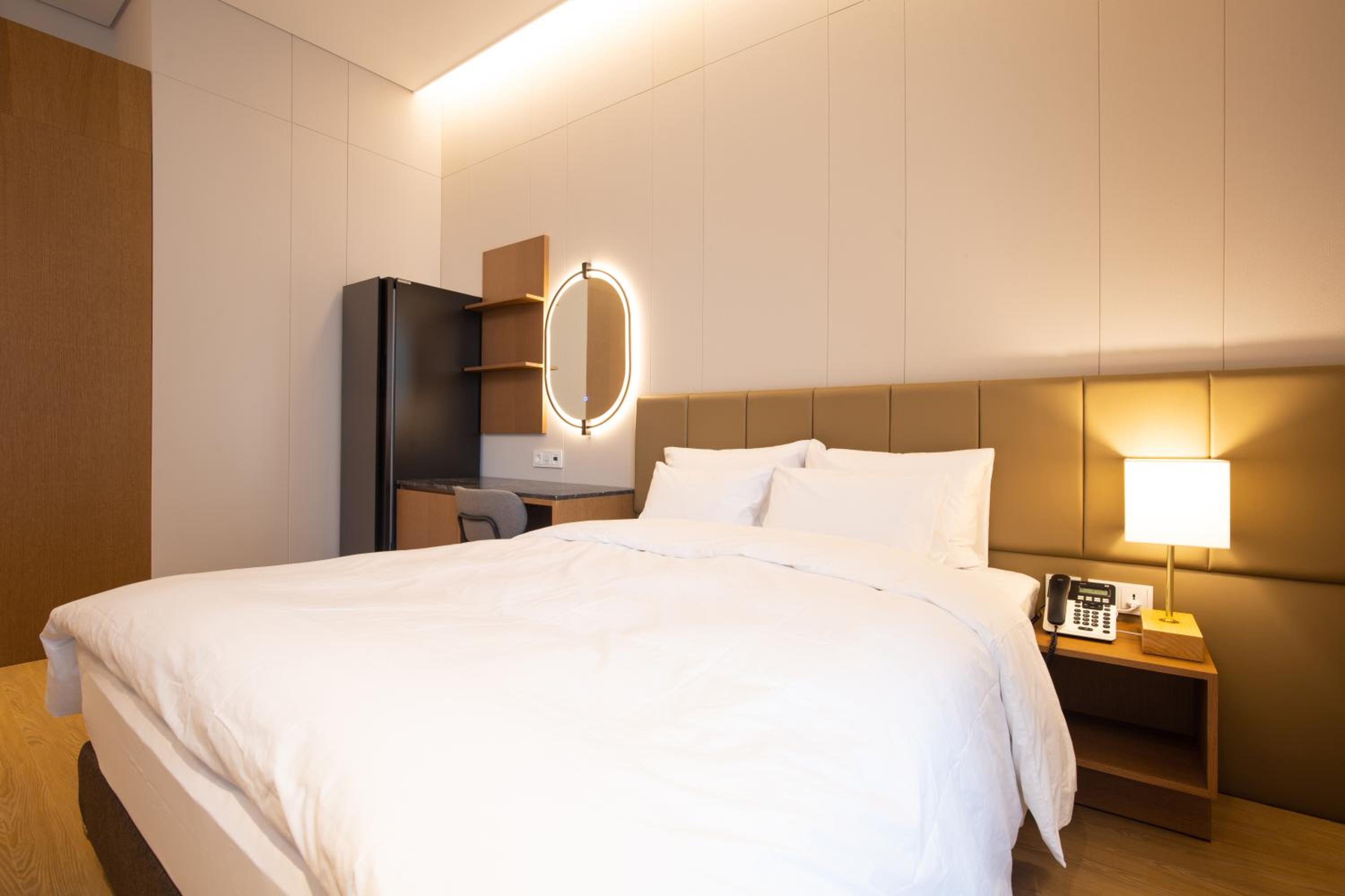 Deluxe Double Room - Photo 5