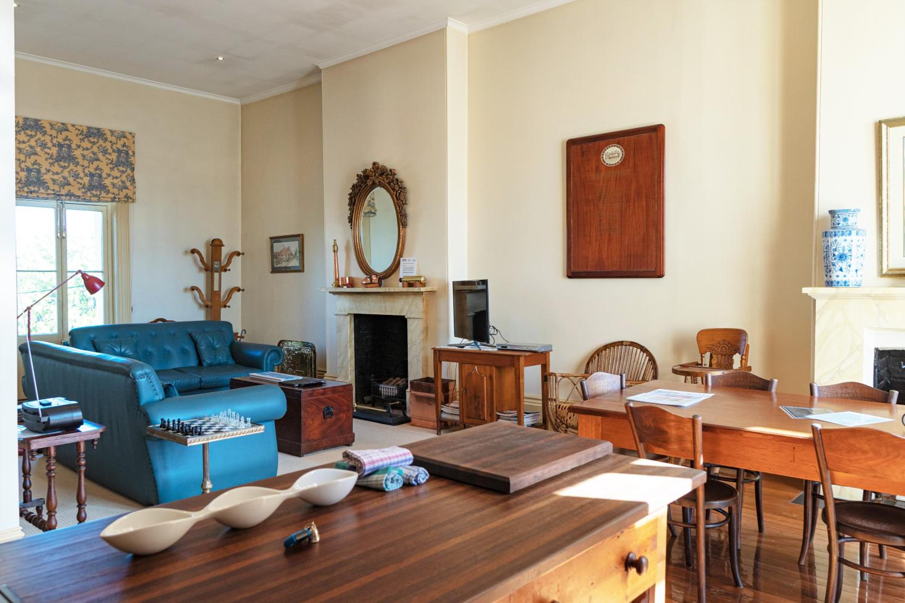 Two-Bedroom Penthouse Apartment - Residency with Spa Bath - Photo 31