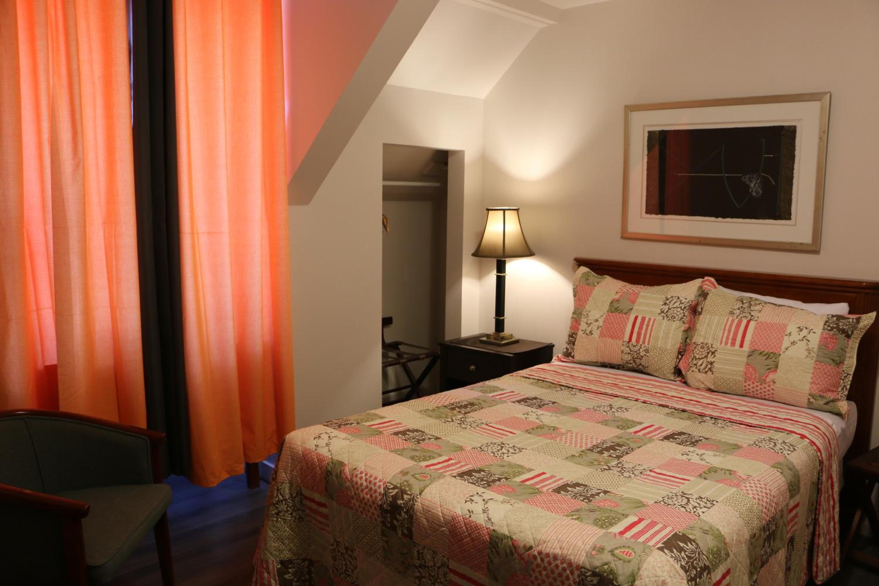Comfort Room, 1 Double Bed - Photo 3