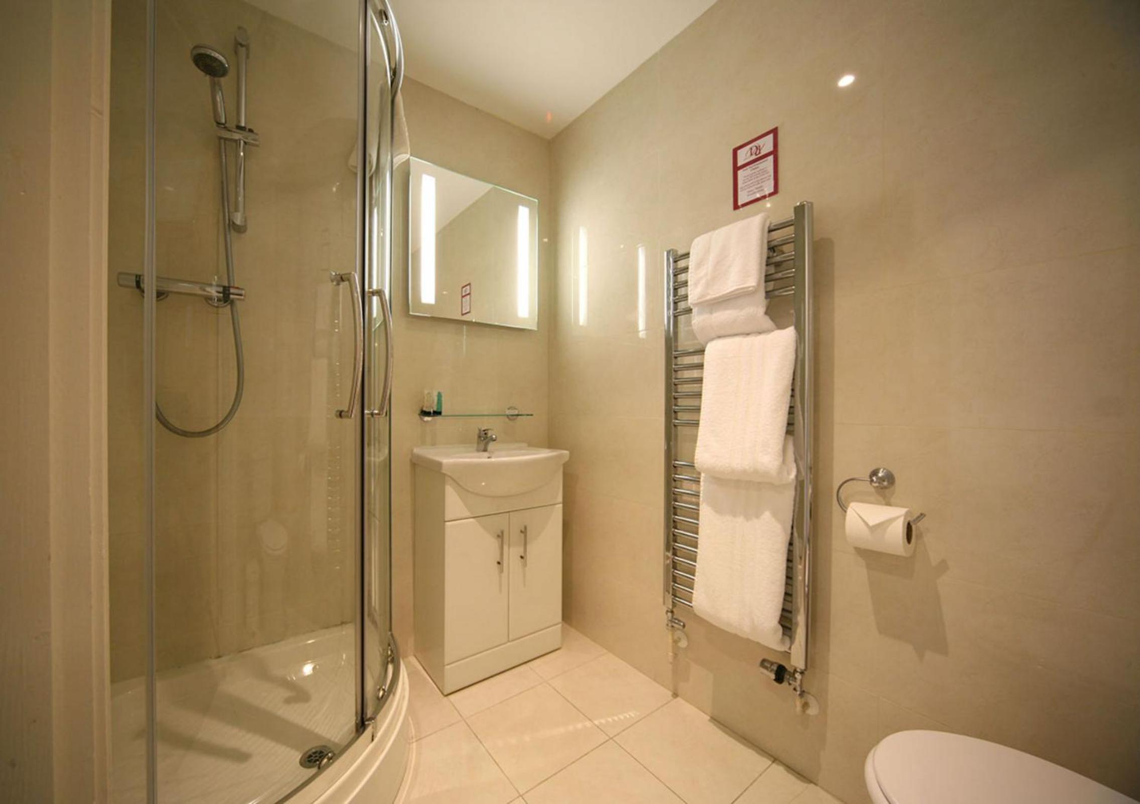 Double Room - Photo 4
