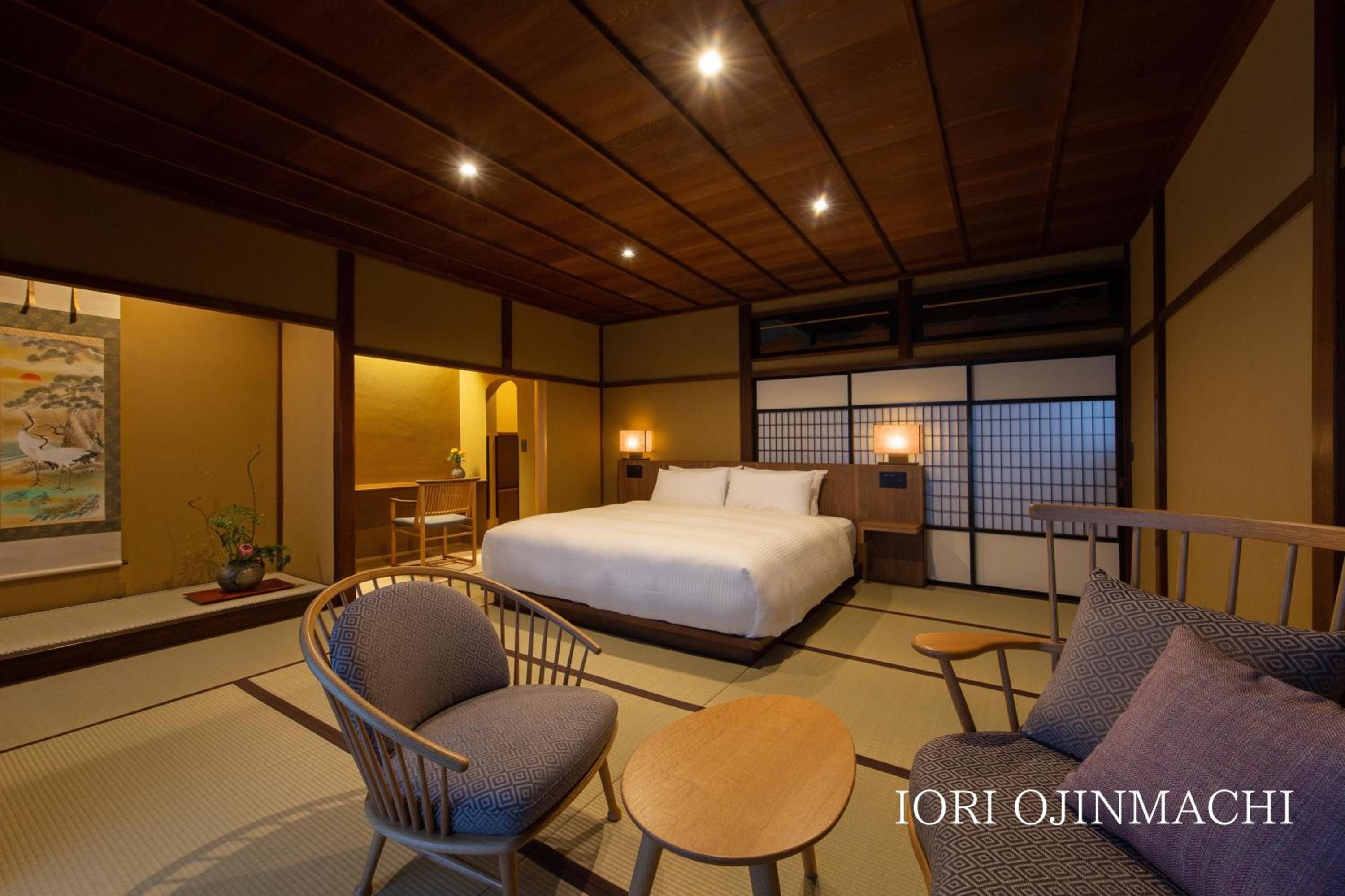 Deluxe Japanese Style Townhouse - IORI OJINMACHI with Historic atmosphere & Luxury bath photo 1