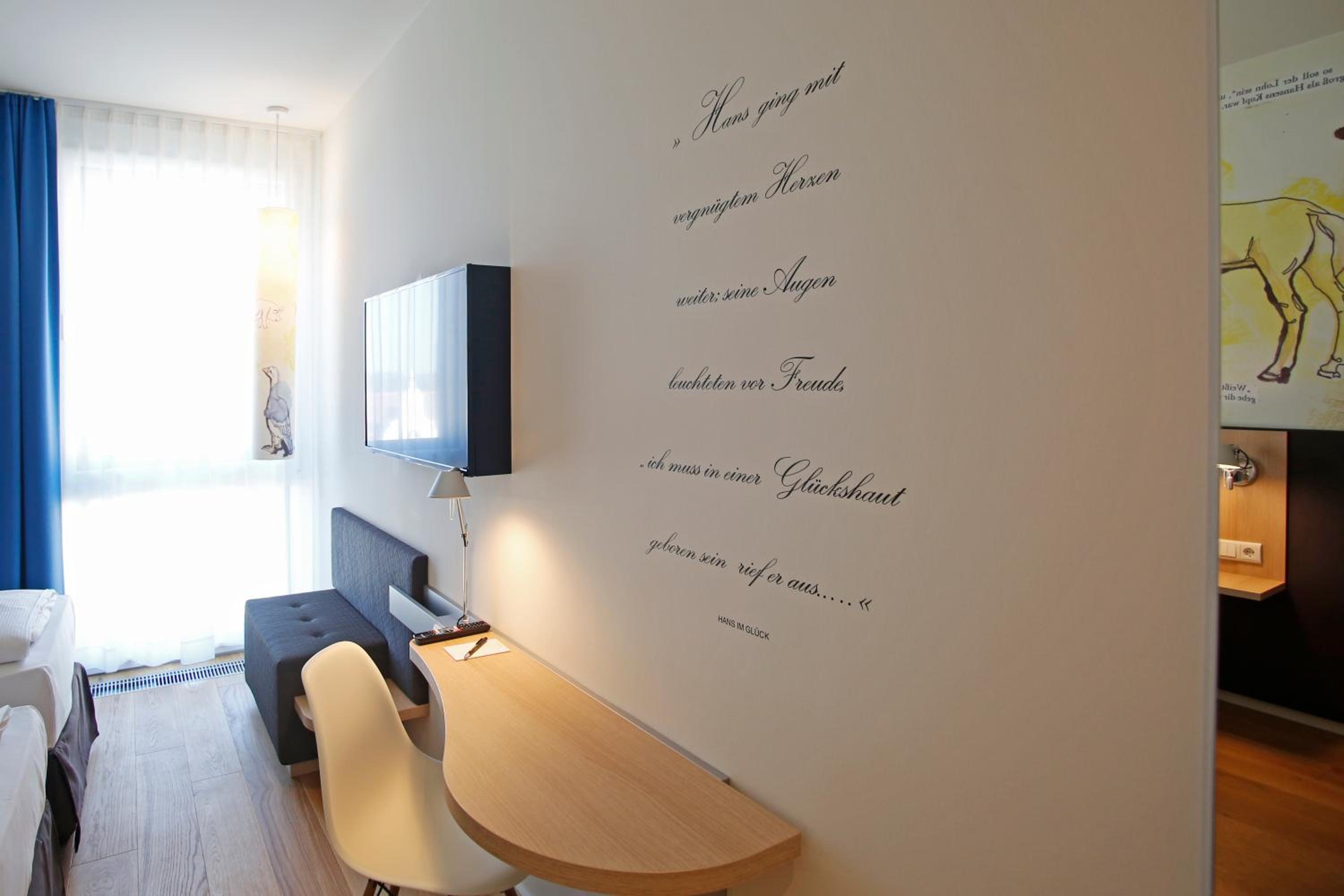 Twin Room - Photo 4