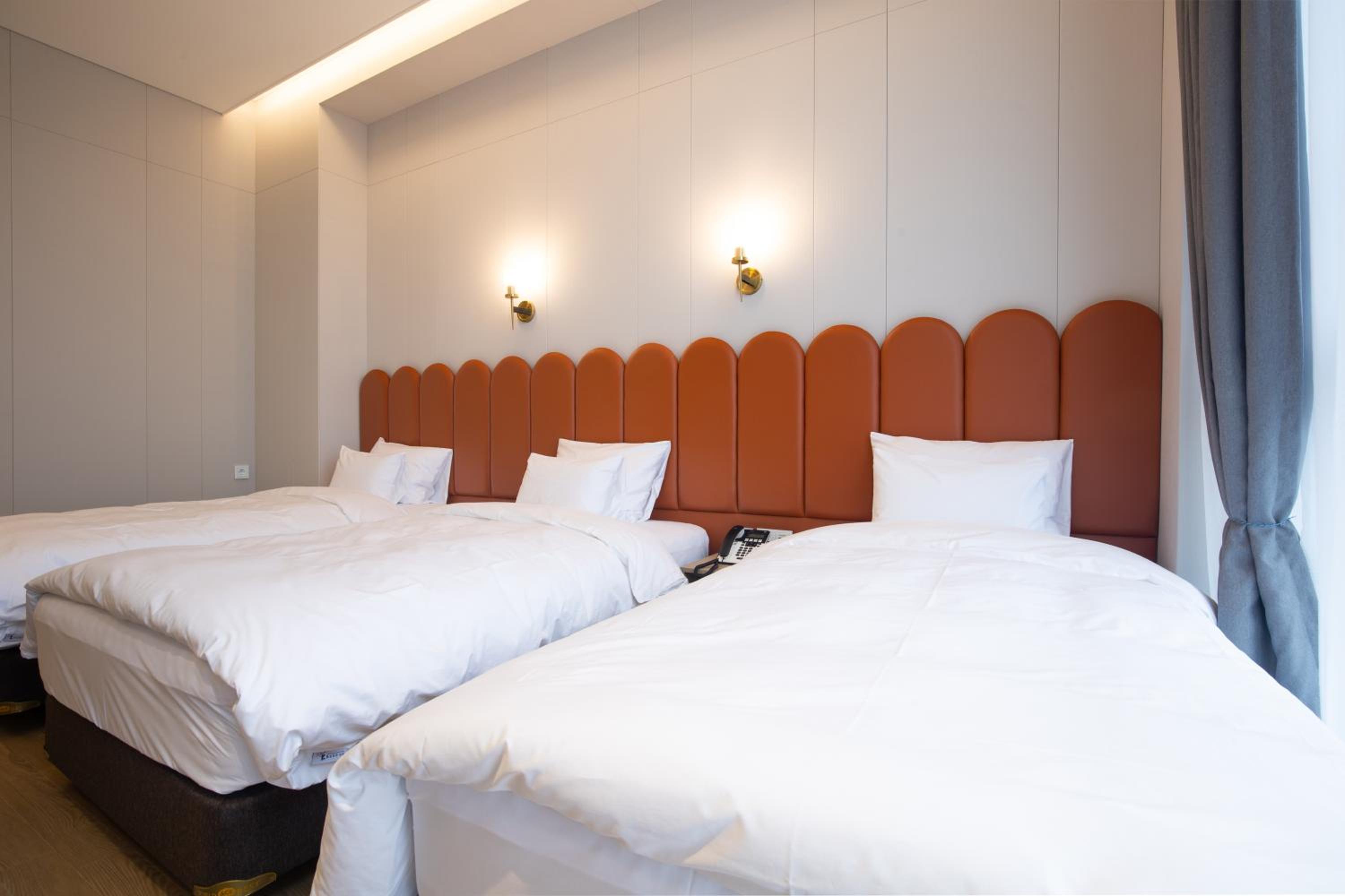 Triple Room - Photo 6