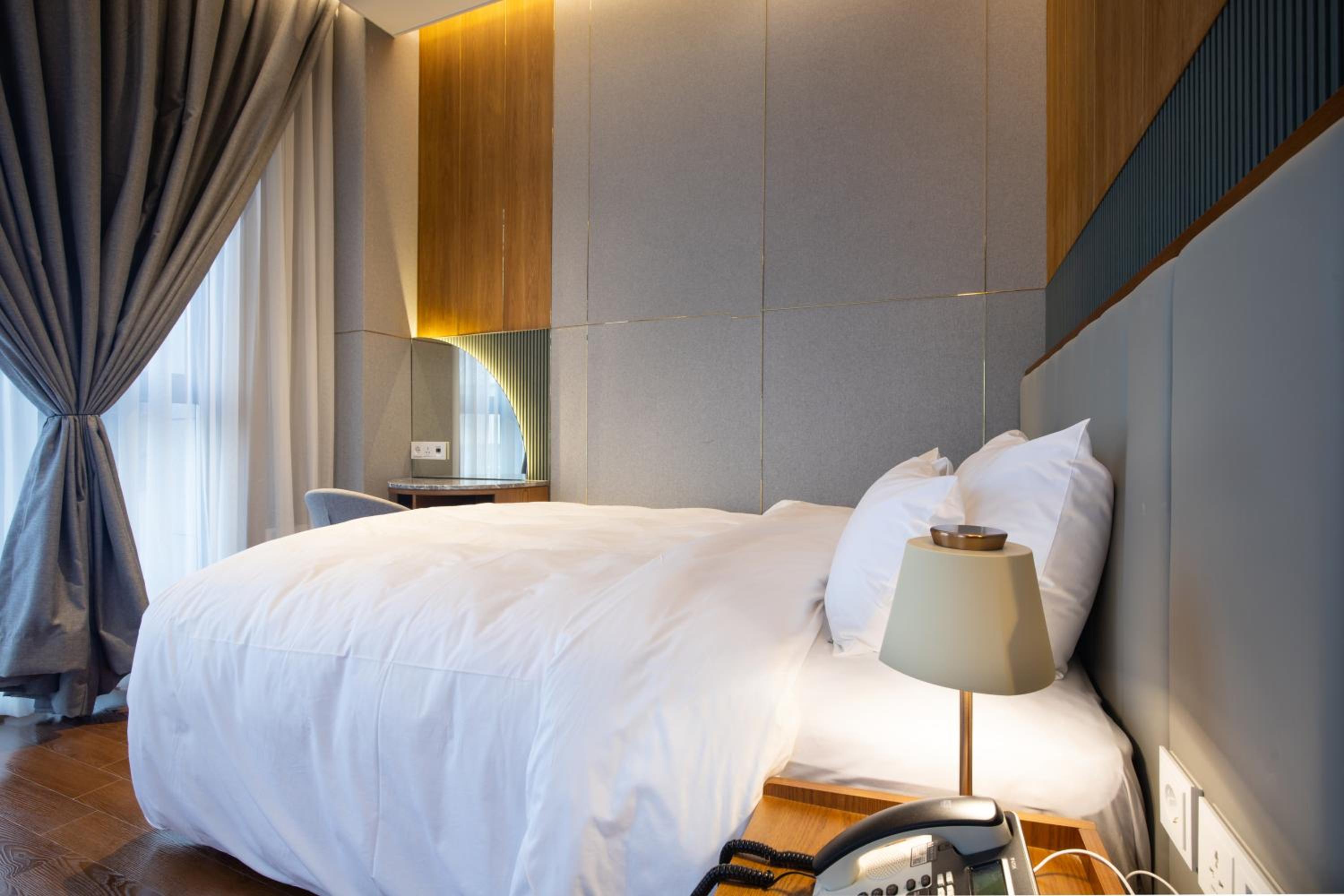 Superior Twin Room - Photo 1