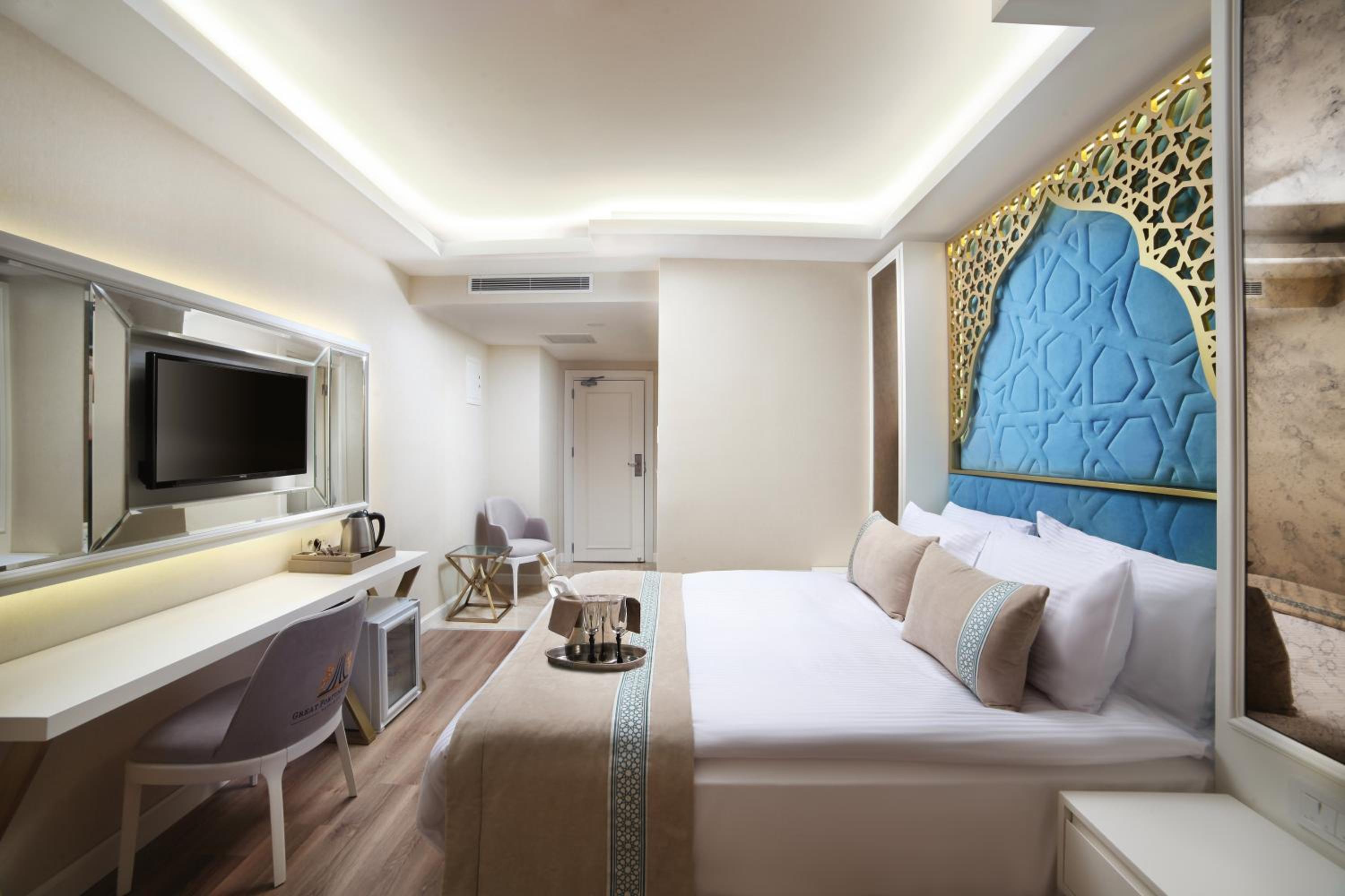 Superior Double or Twin Room photo 1
