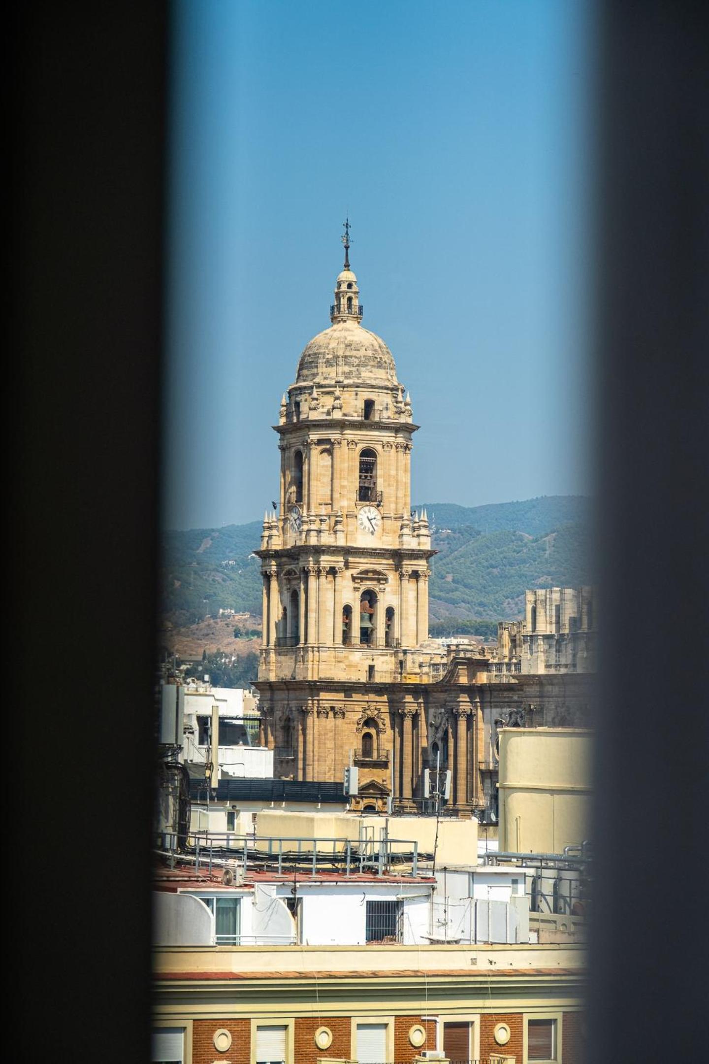 Double Room with View