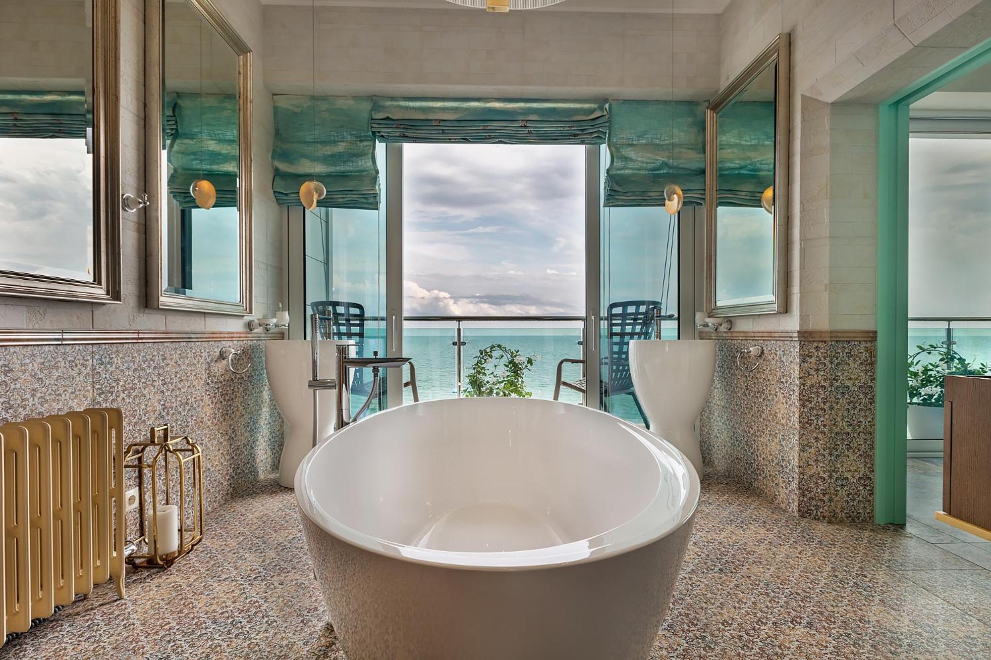 Presidential Suite photo 2