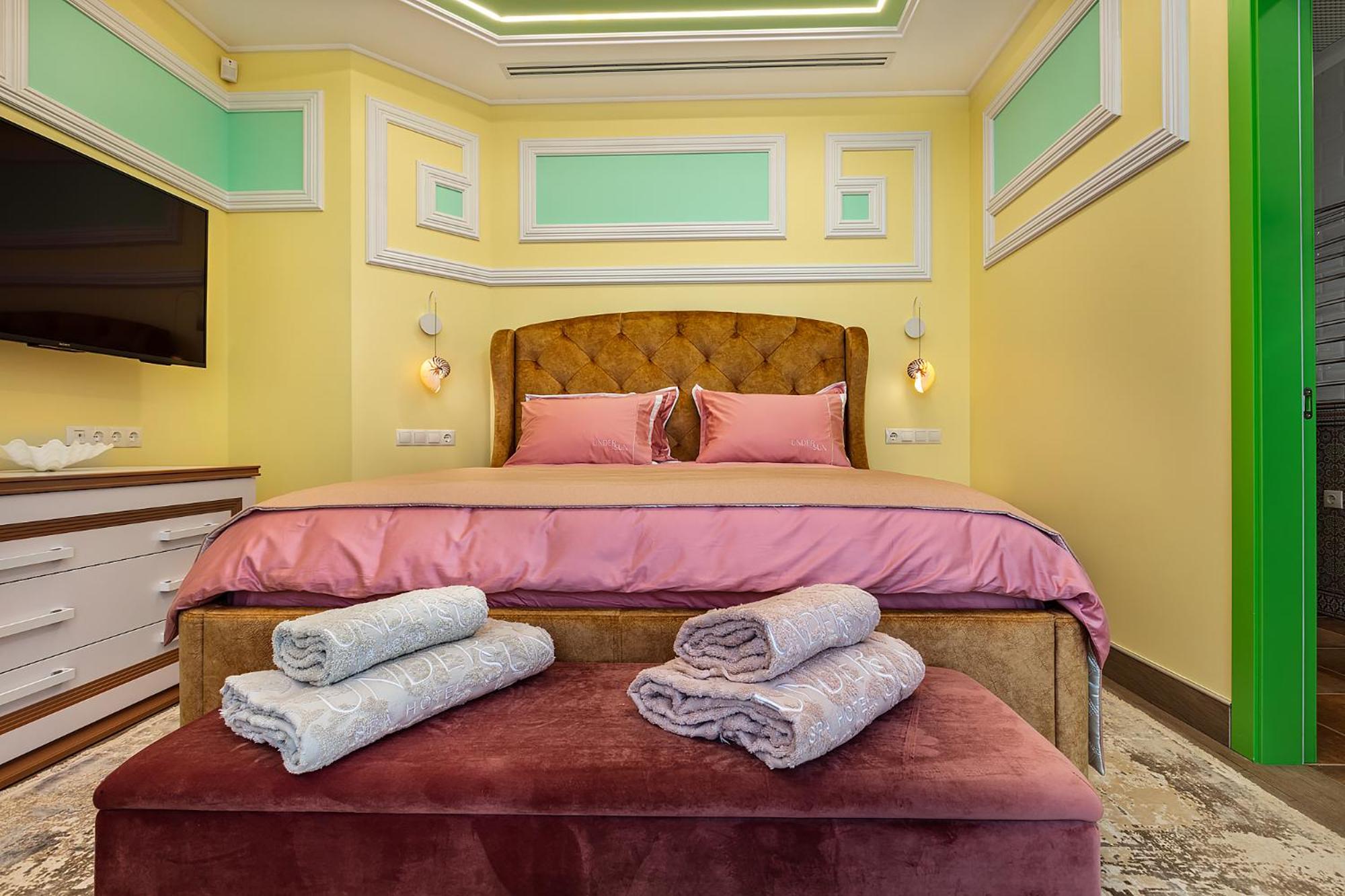 Two-Bedroom Suite photo 1