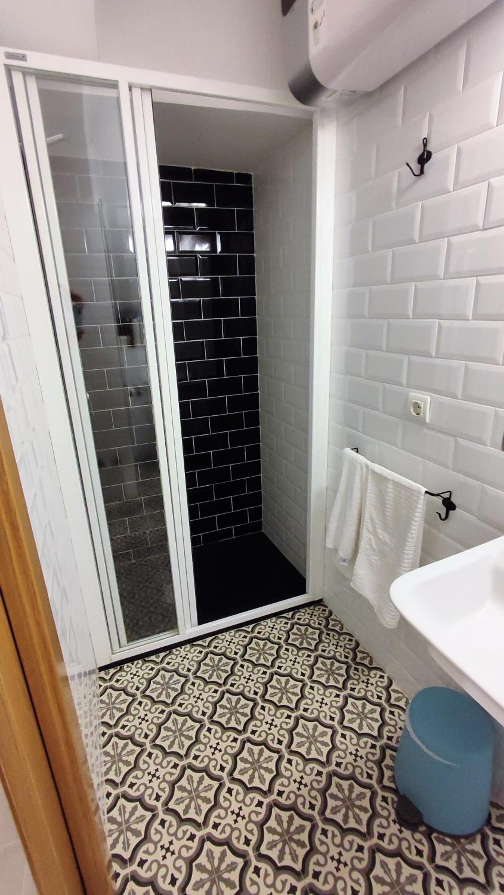 Studio Apartment with Patio - Photo 11