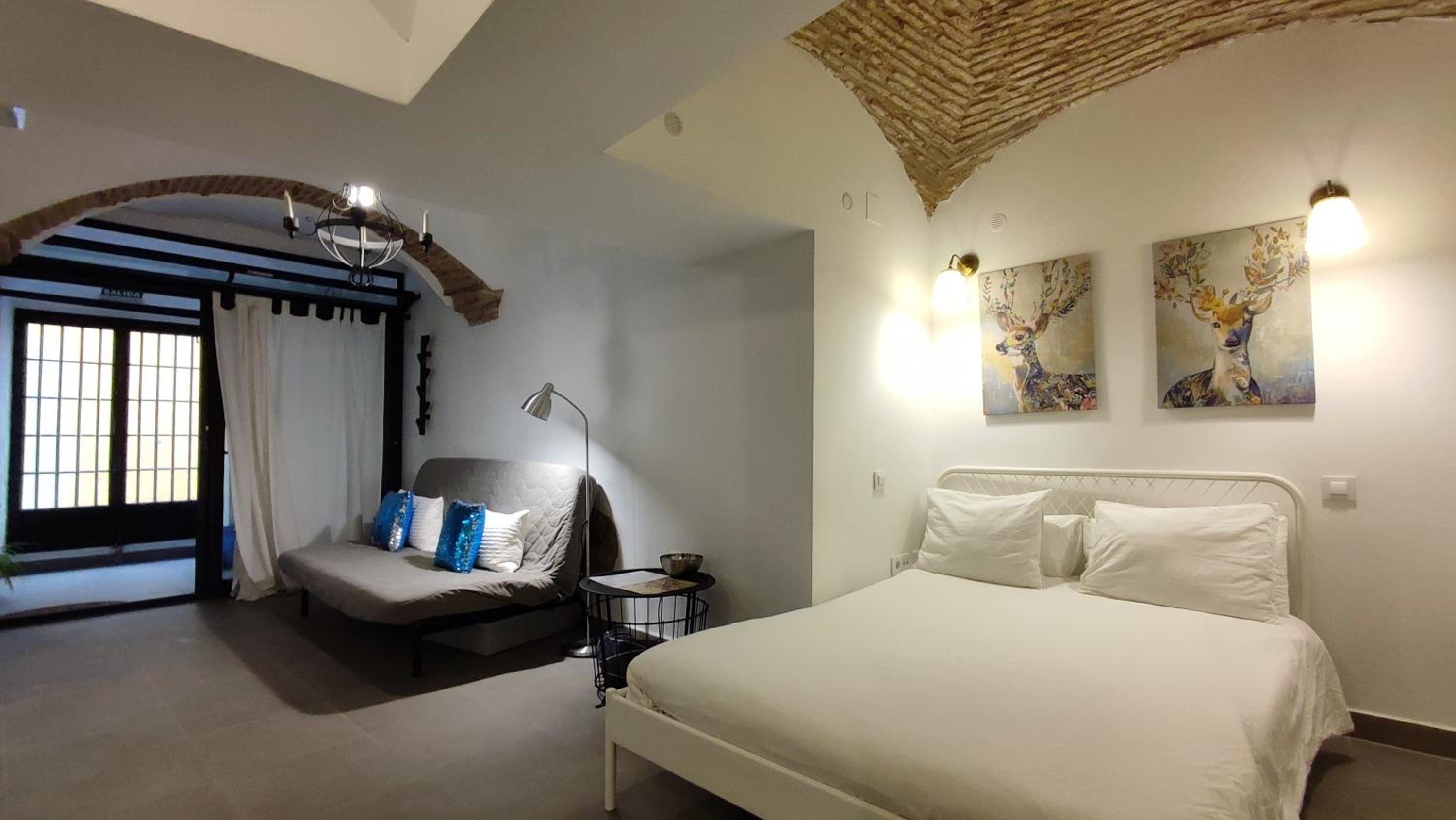 Studio Apartment with Patio - Photo 8