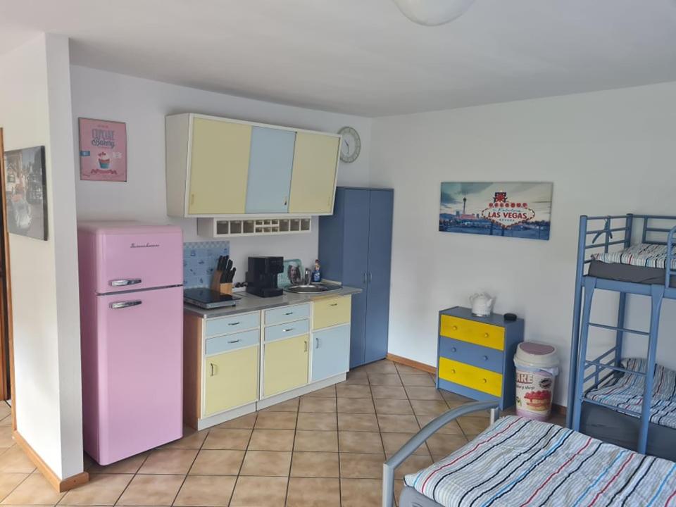 One-Bedroom Apartment - Photo 1