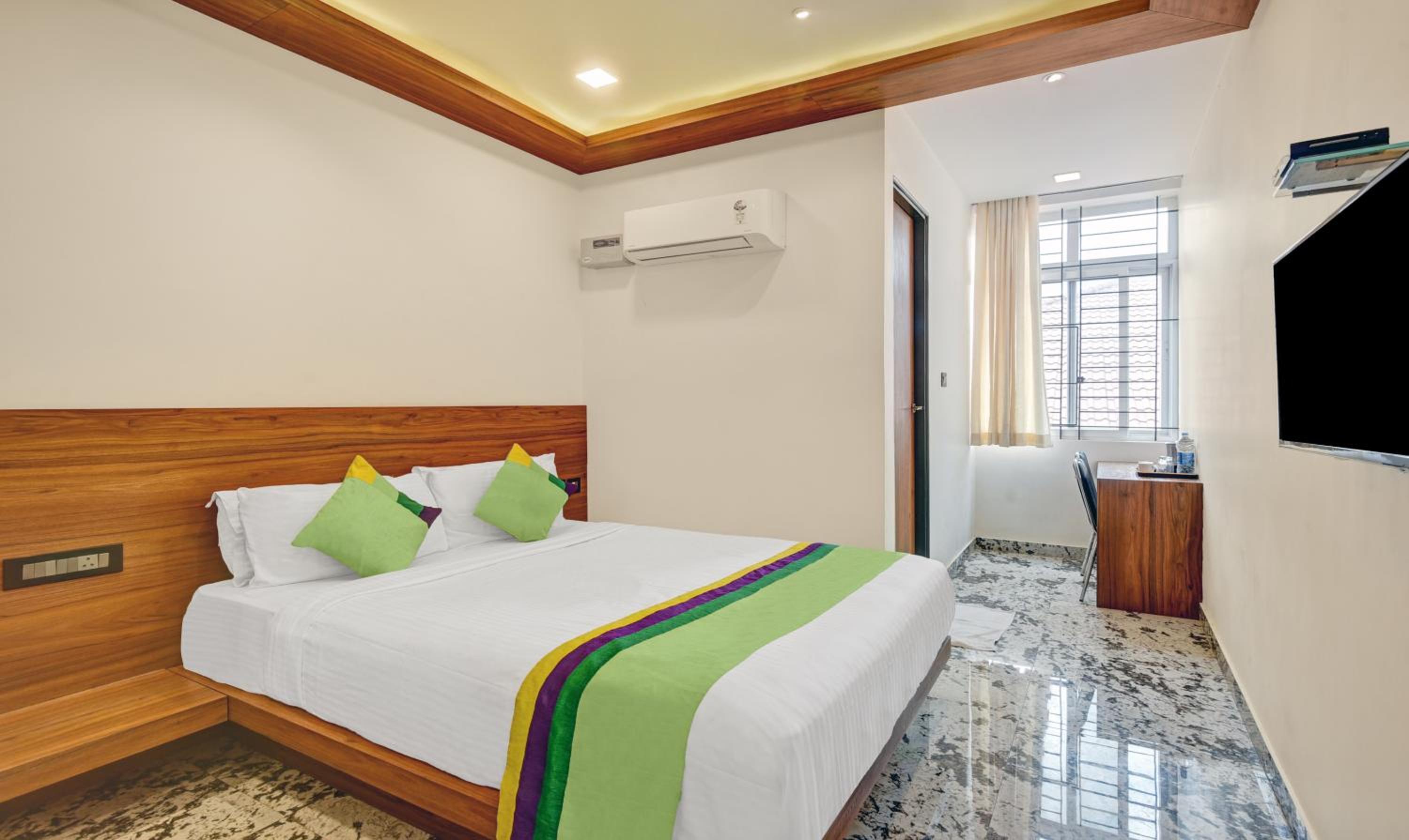Standard Room - Photo 12