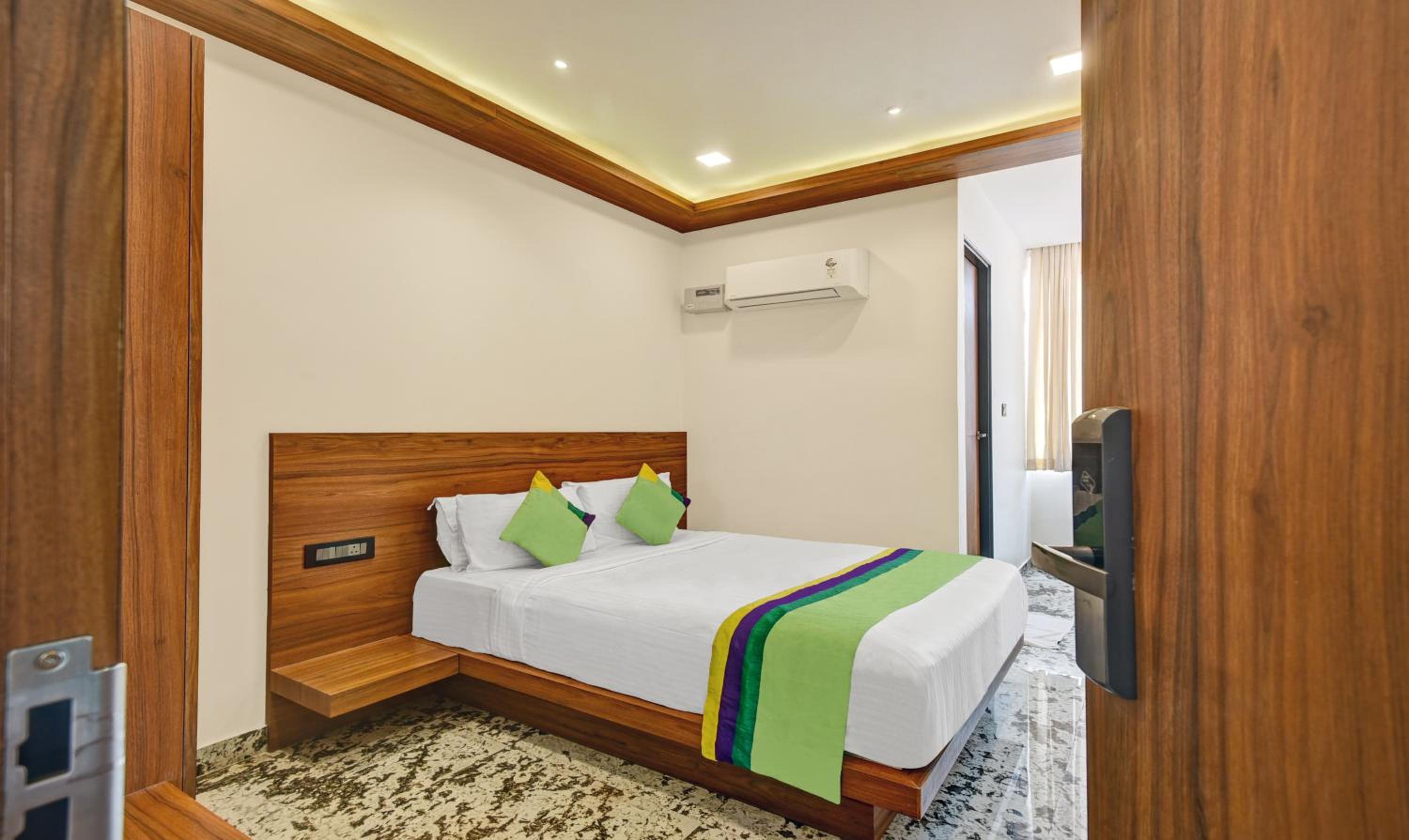 Standard Room - Photo 14