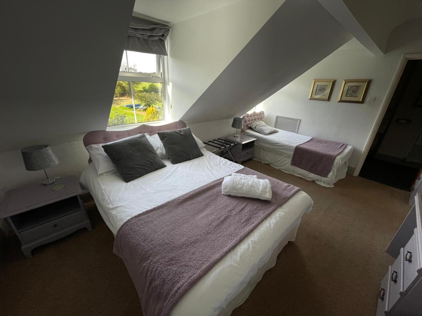Double or Twin Room with Garden View