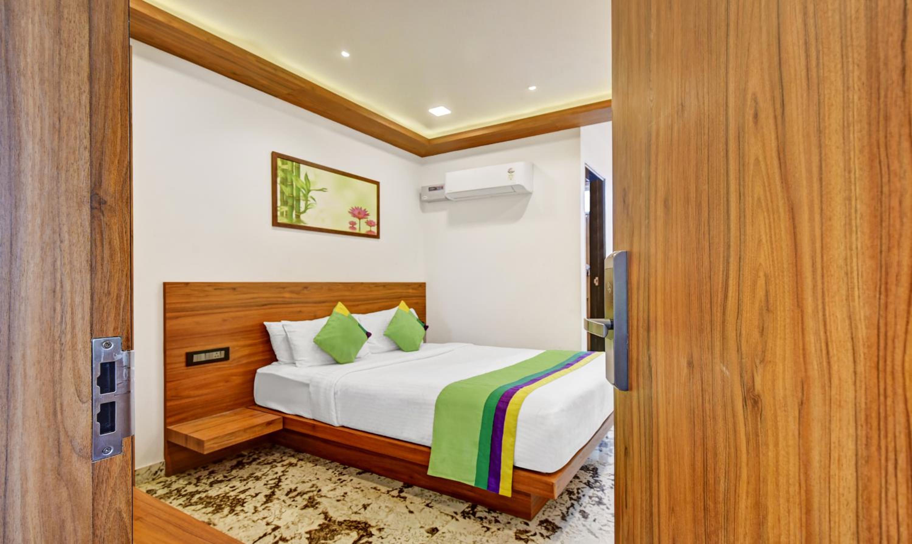 Standard Room - Photo 17
