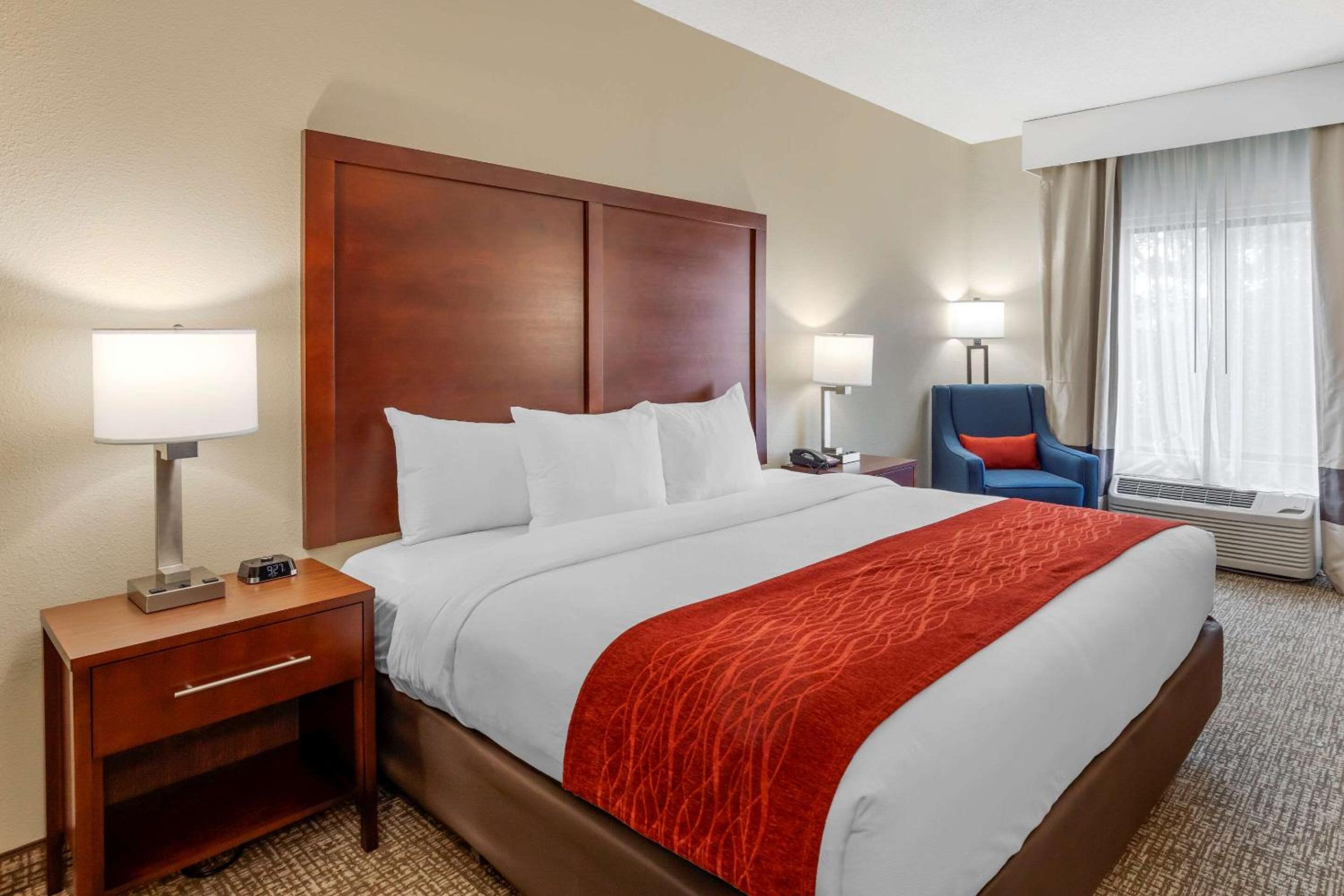 King Room - Non-Smoking, Upgrade - Photo 1