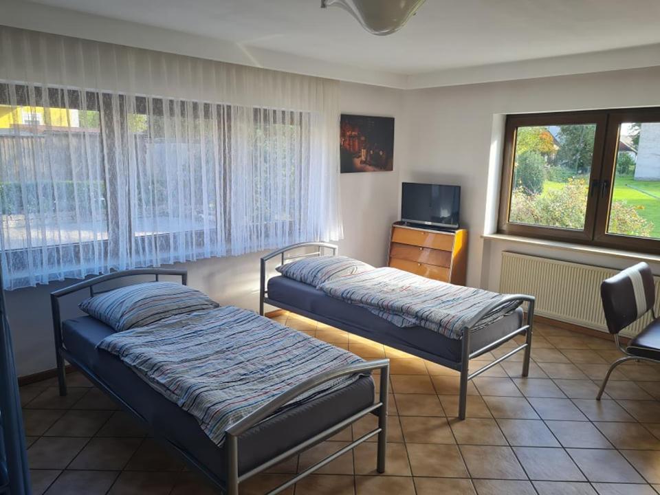 One-Bedroom Apartment - Photo 2