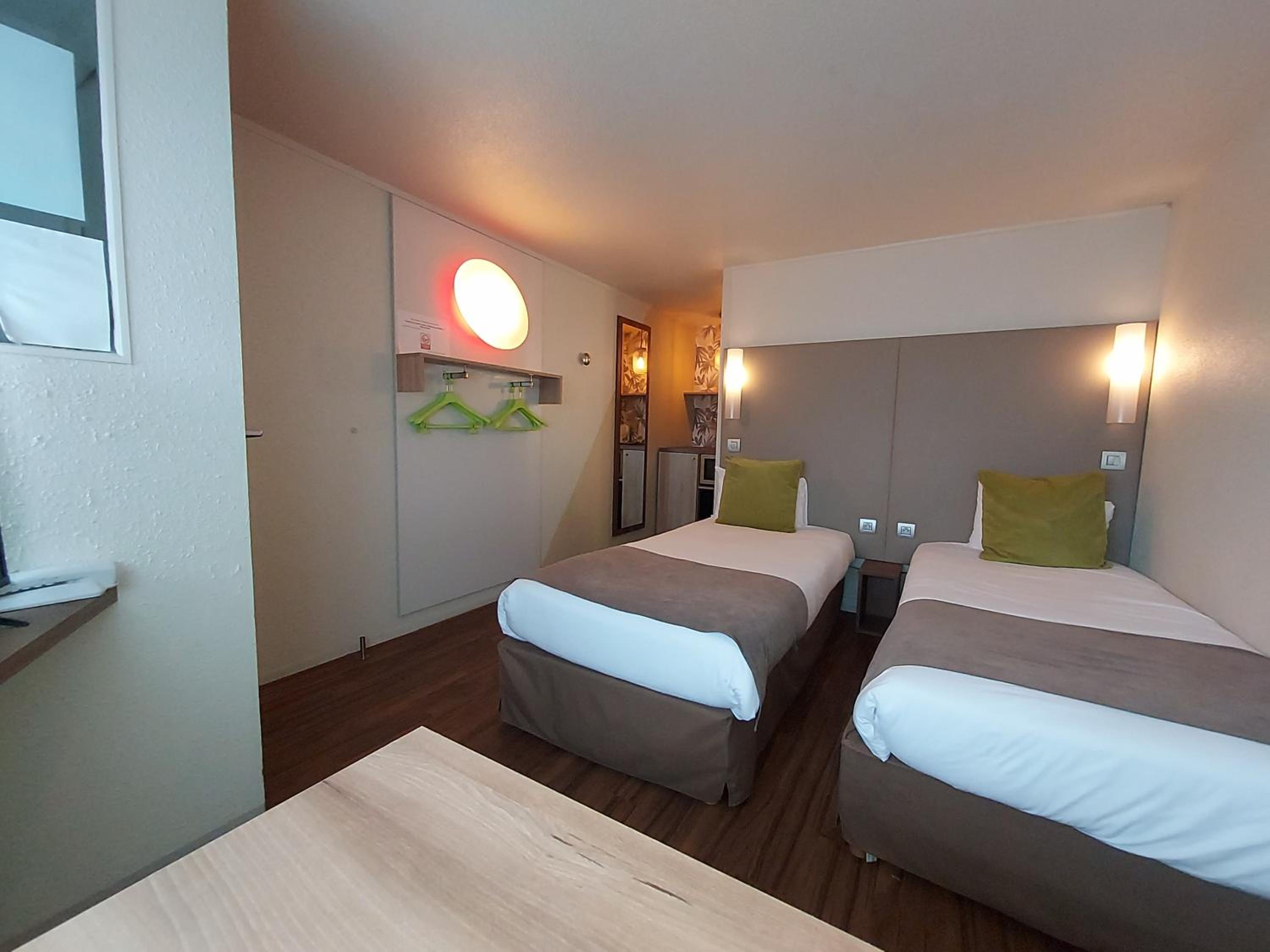 Double Room - Photo 7