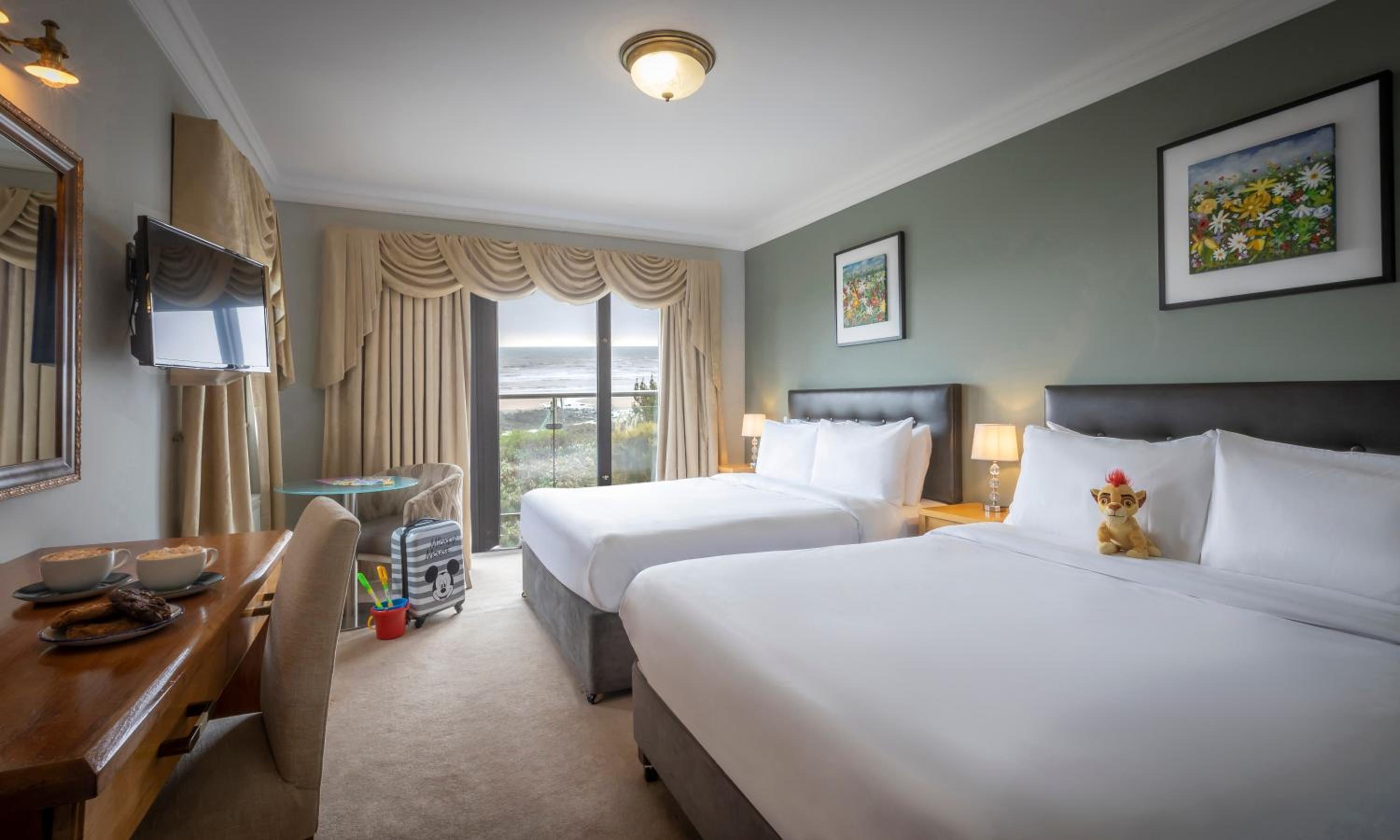 Deluxe Double or Twin Room with Sea View - Photo 4