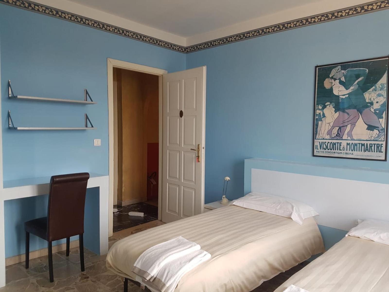Double or Twin Room photo 2