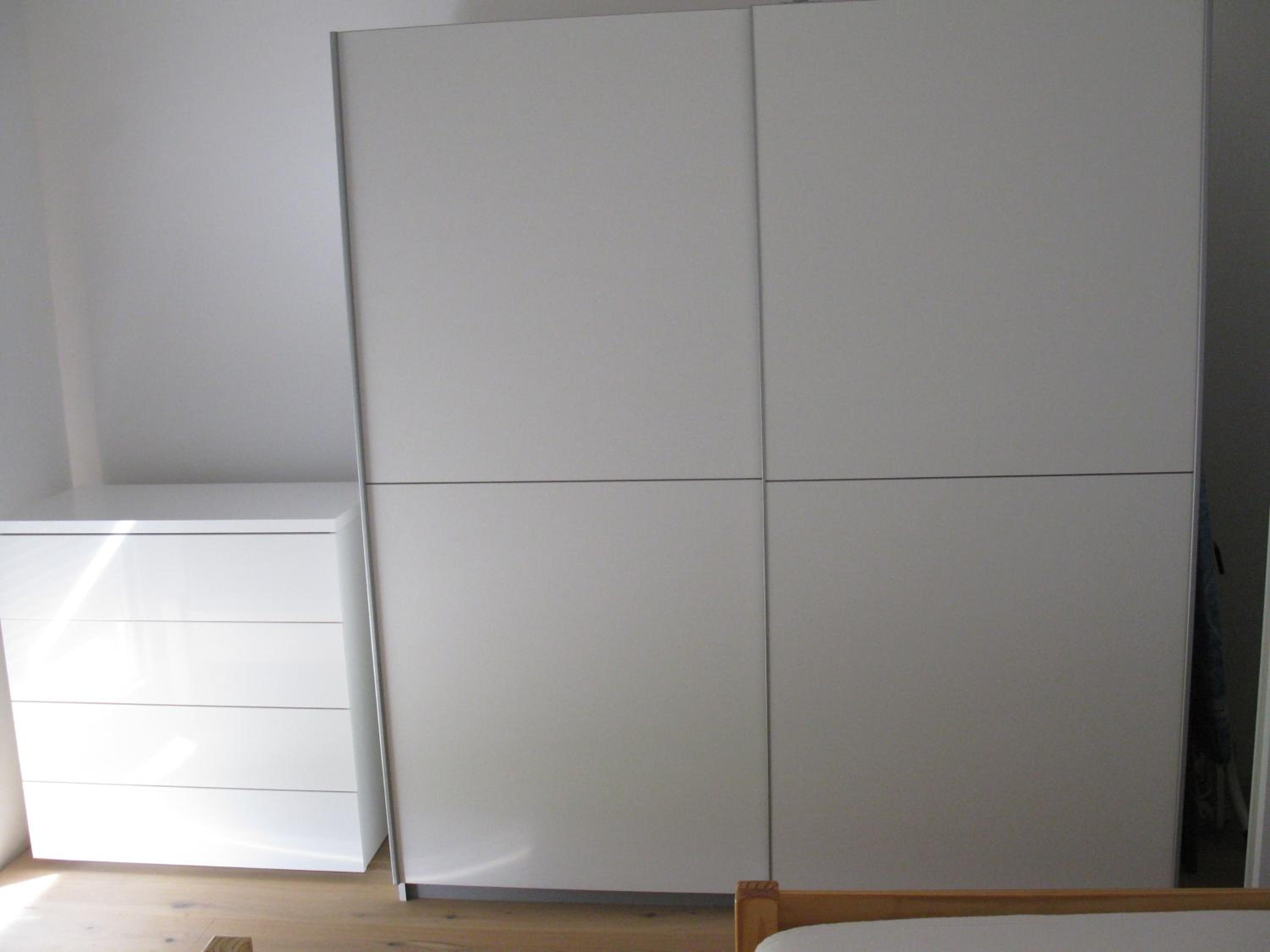 Apartment with Terrace - Photo 11