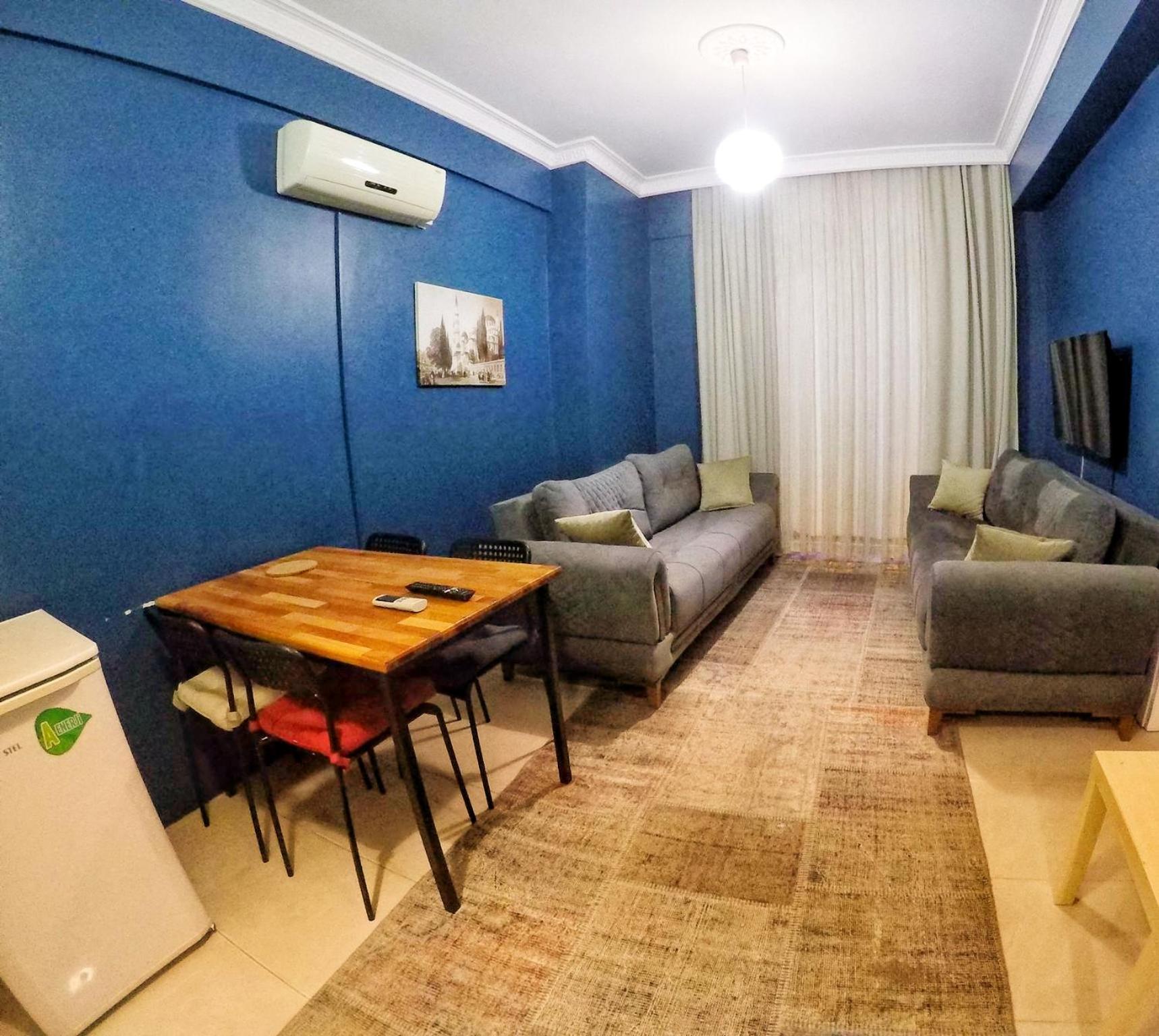Family Room photo 1