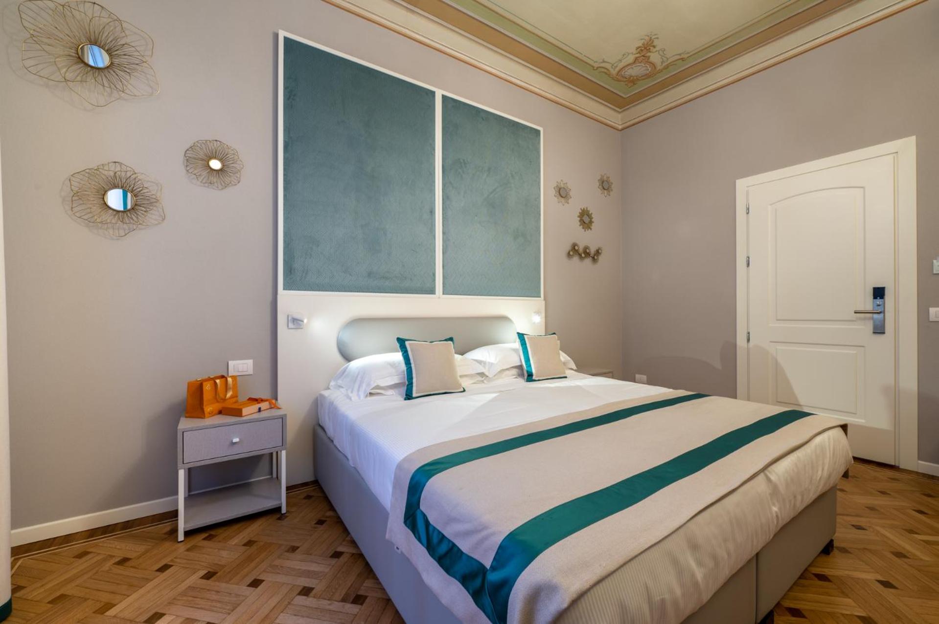 Deluxe Double or Twin Room - Photo 96