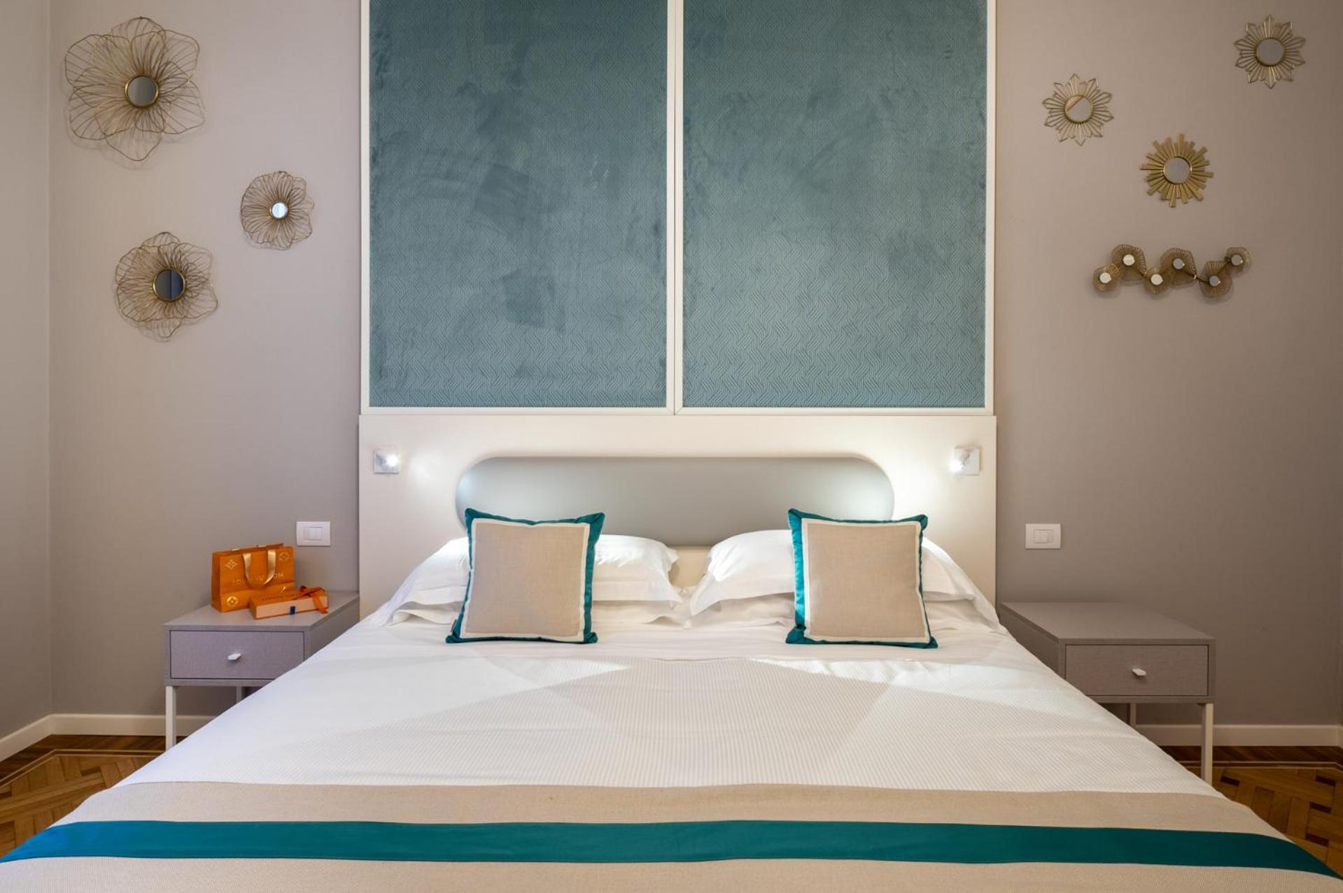 Deluxe Double or Twin Room - Photo 26