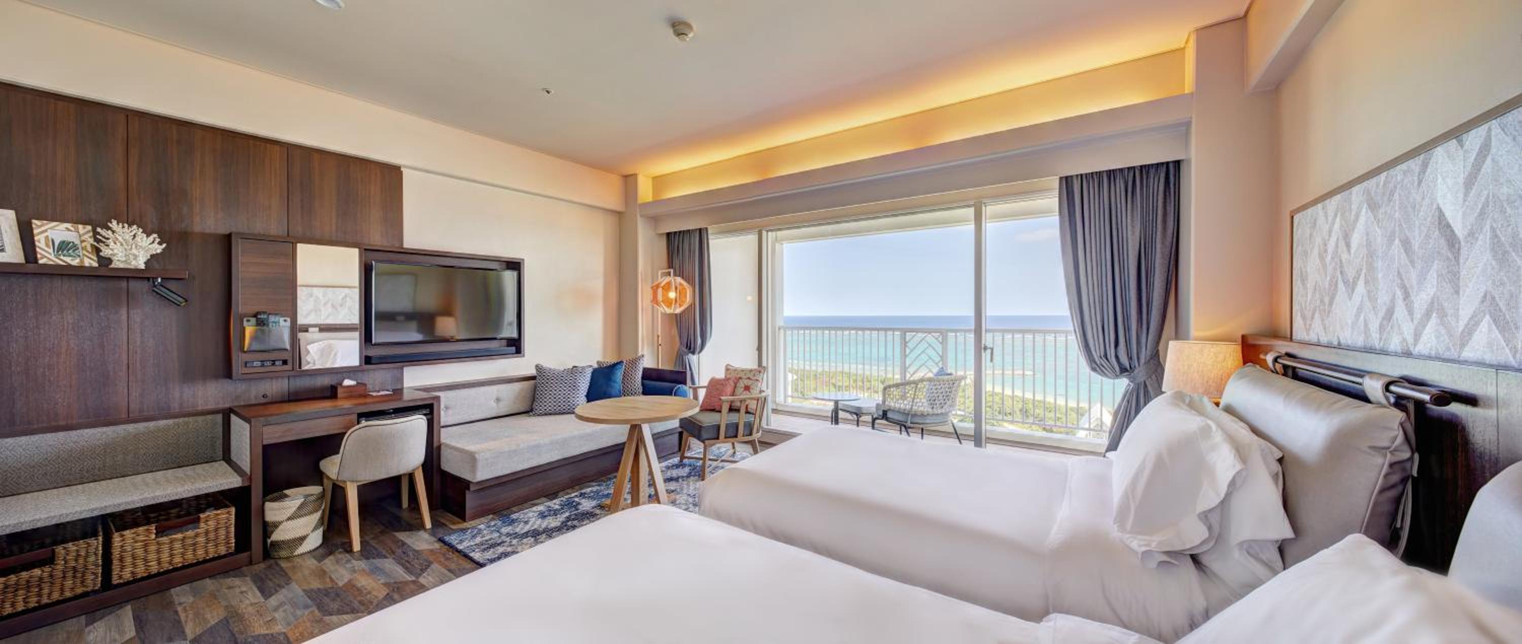 OceanWing Twin Room with Ocean View - Mid Floor - Photo 1