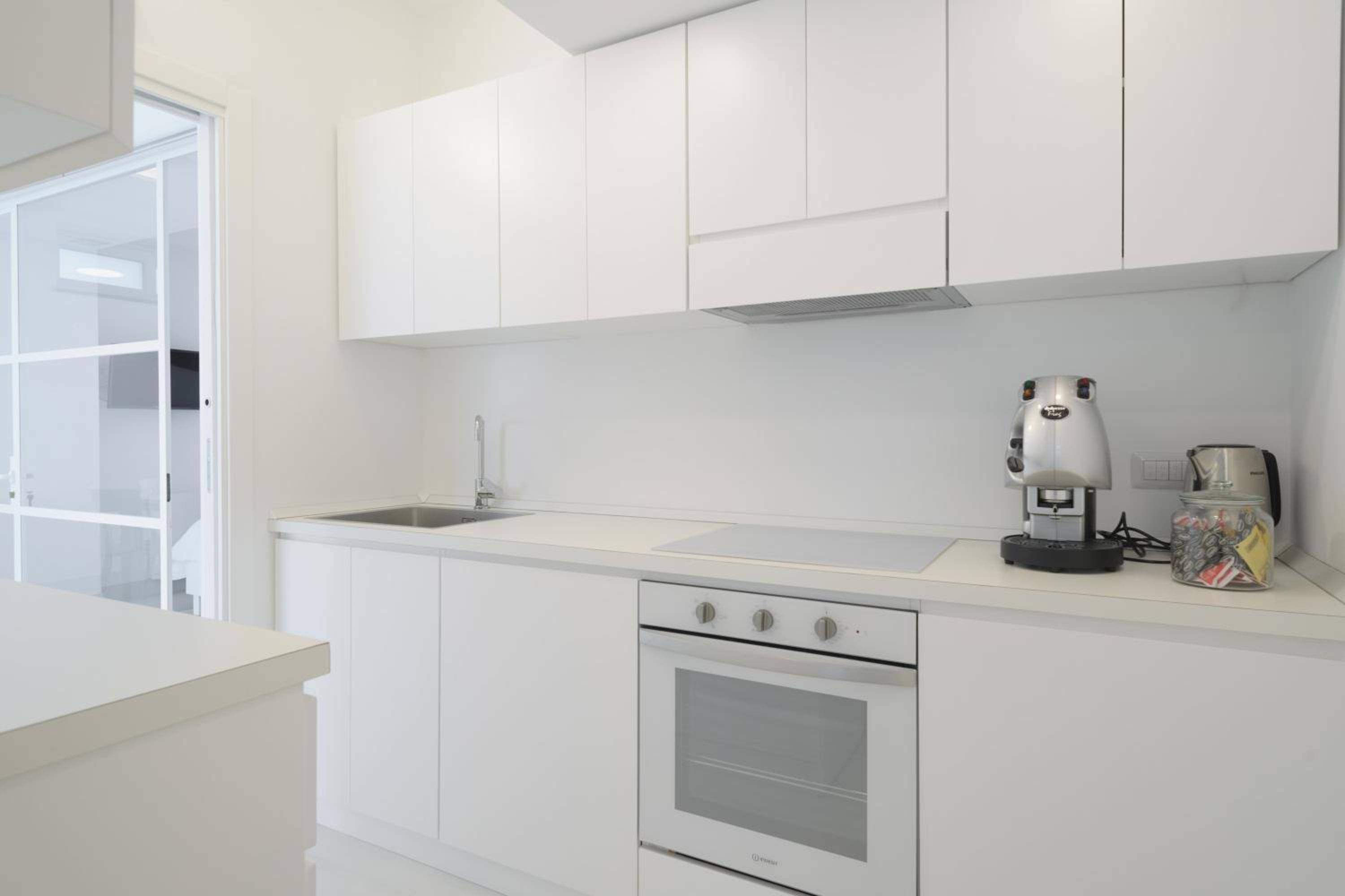 Two-Bedroom House - Photo 13