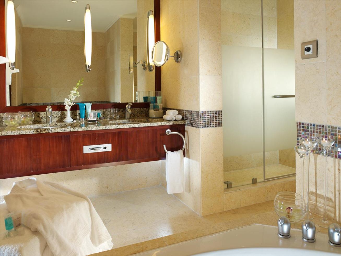 Presidential Suite photo 3