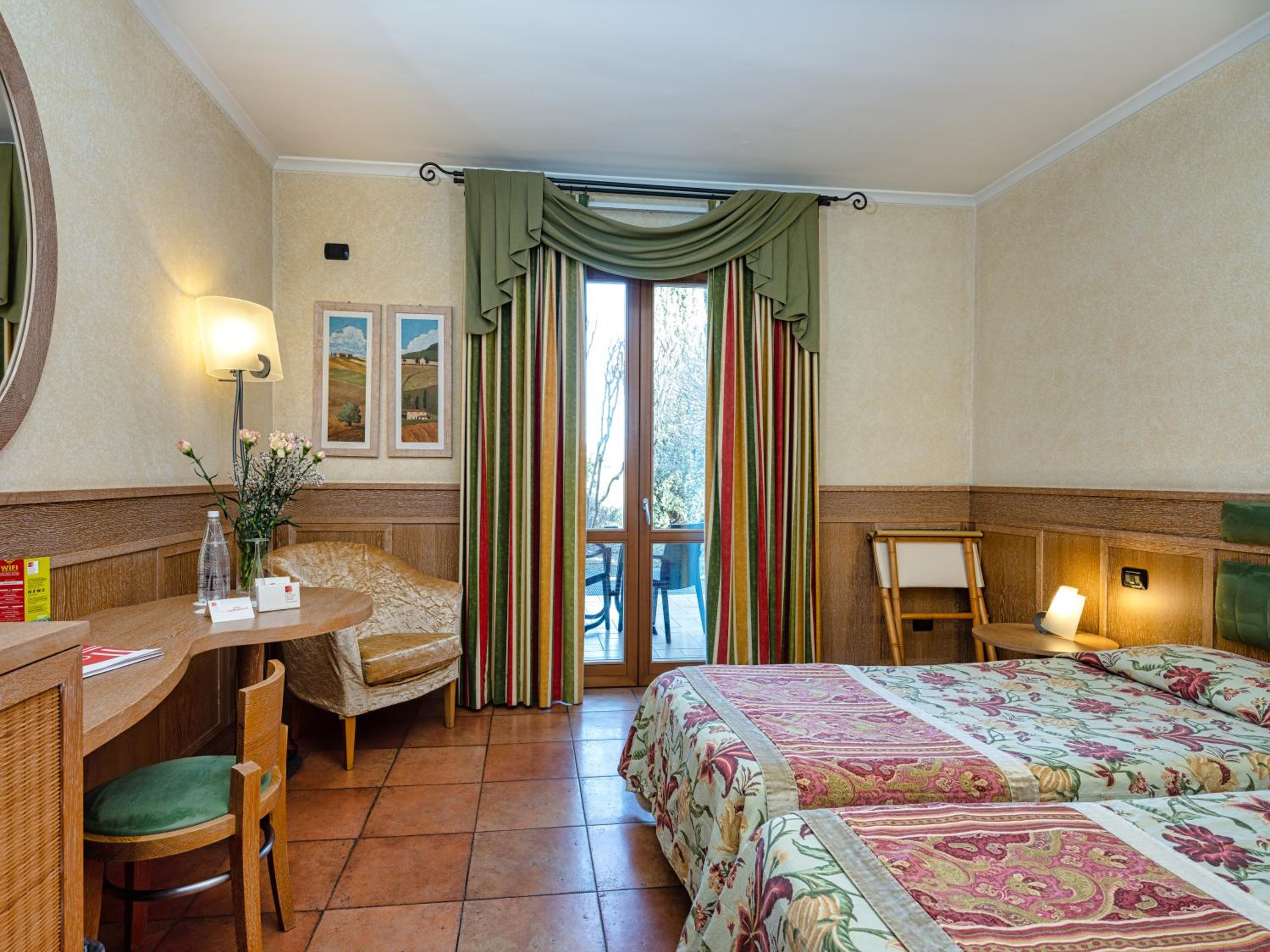 Classic Double Room - Photo 5