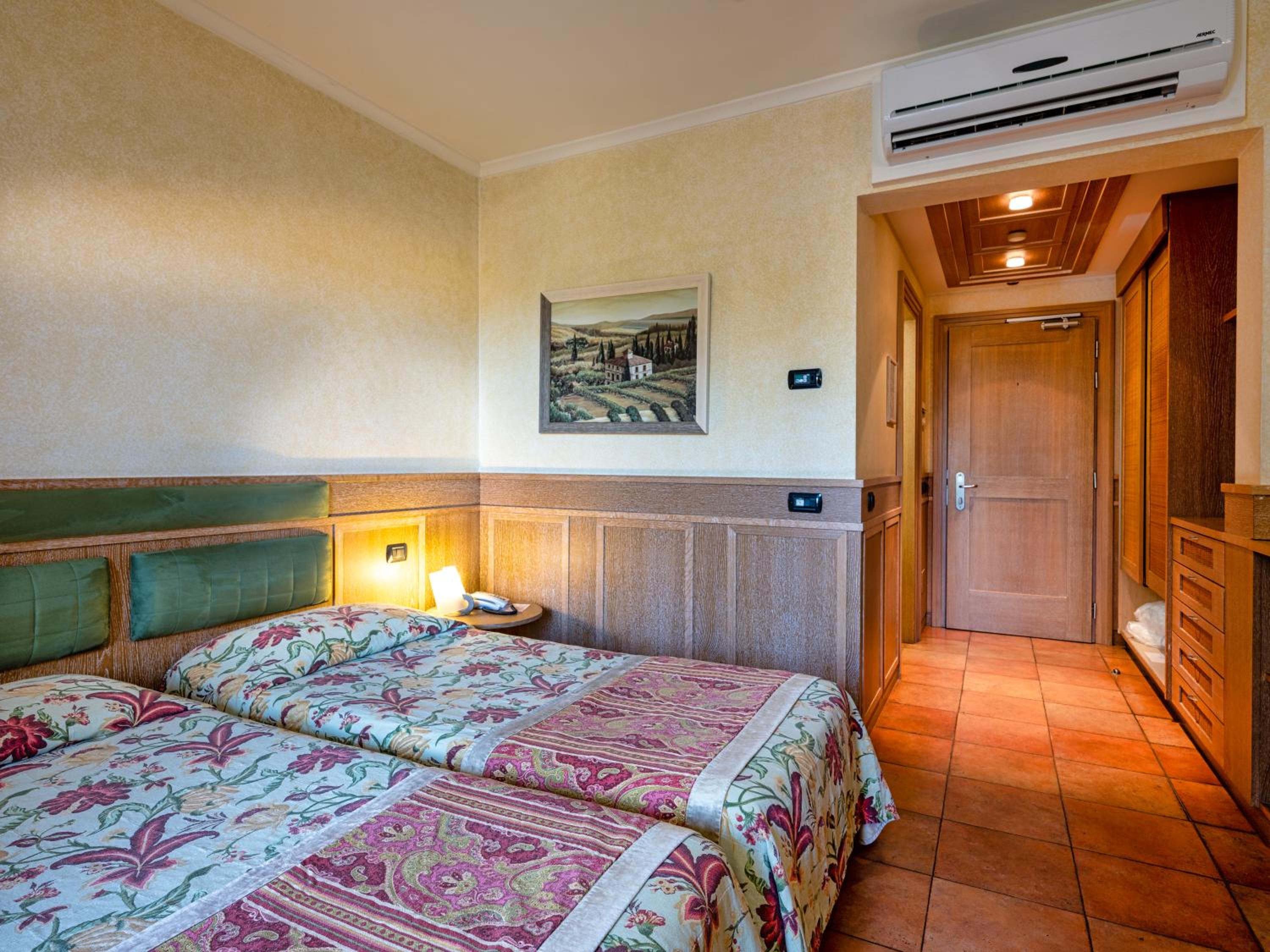 Economy Double or Twin Room - Photo 2