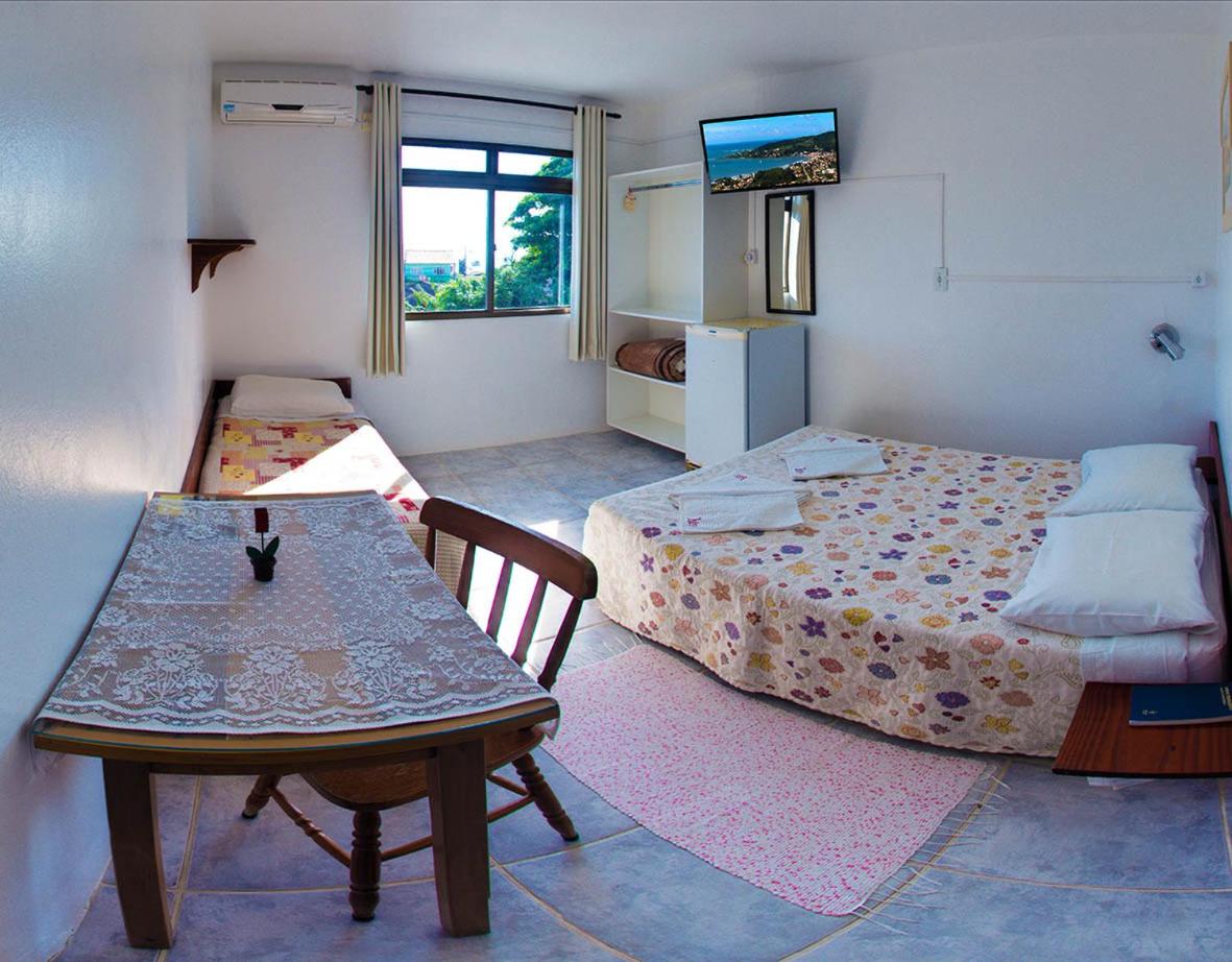 Medium Triple Room