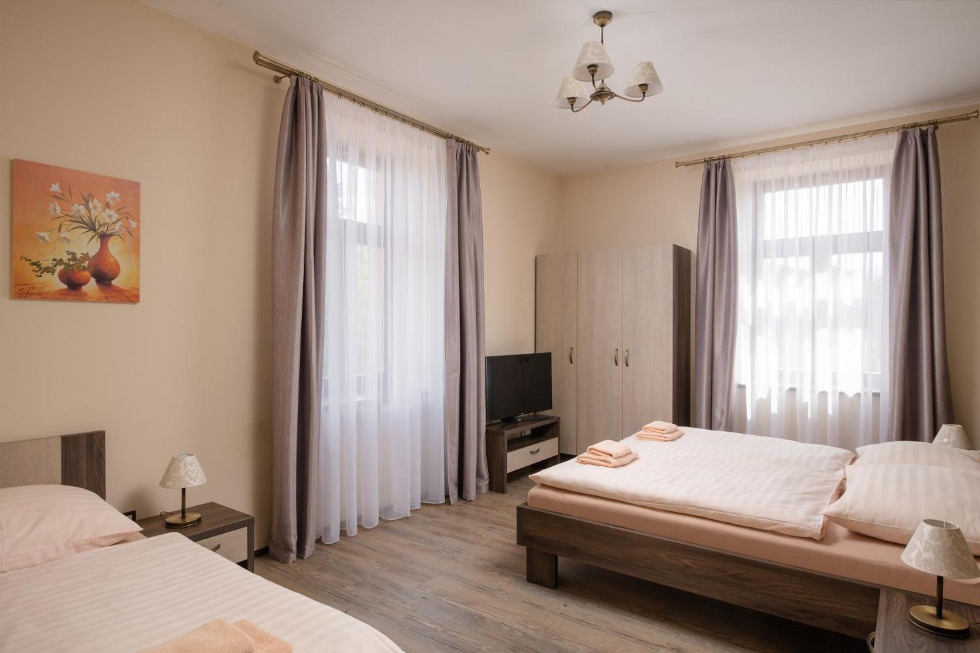 Two-Bedroom Apartment - Albert - Photo 3
