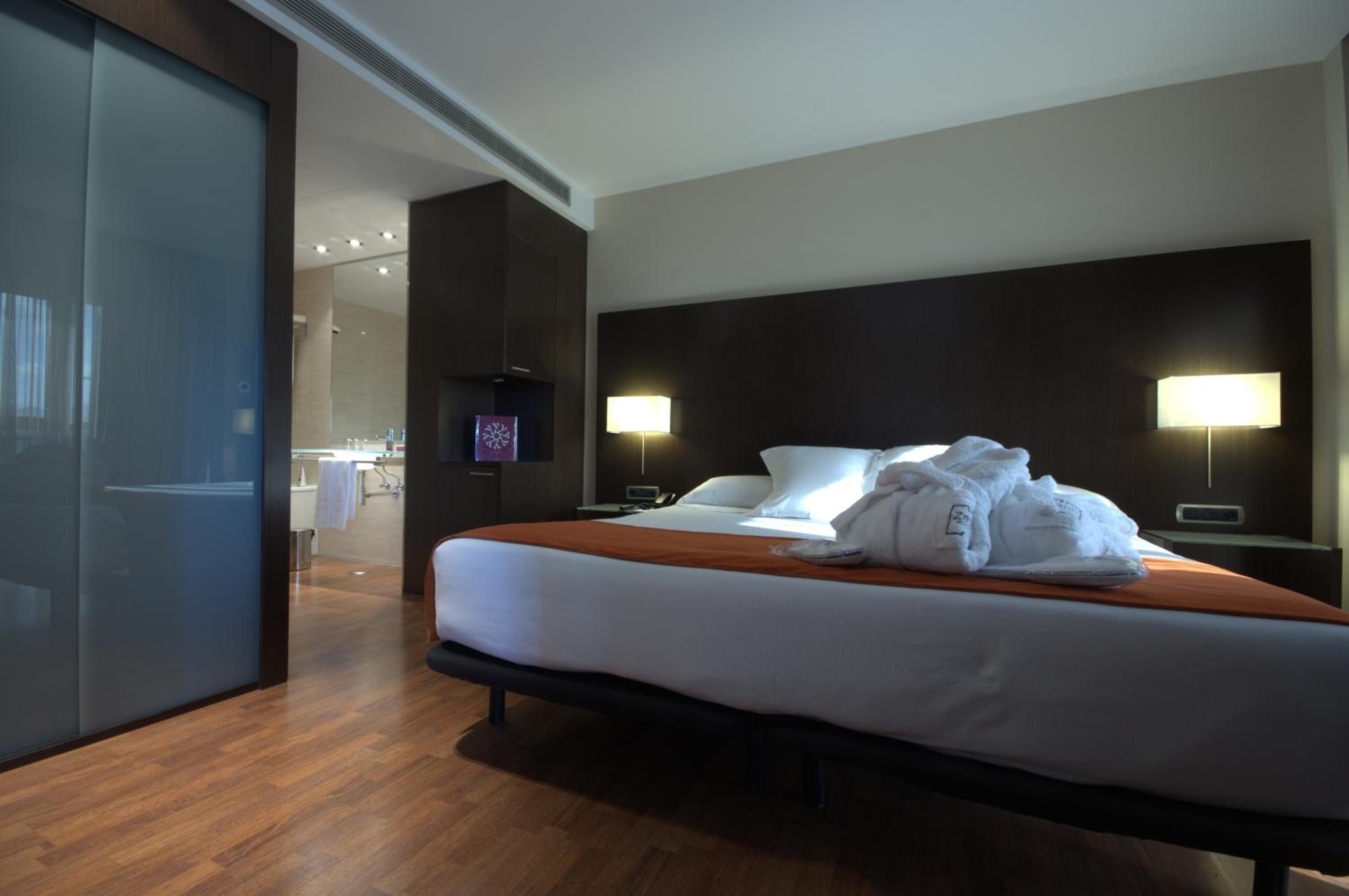 Double Room - Photo 4