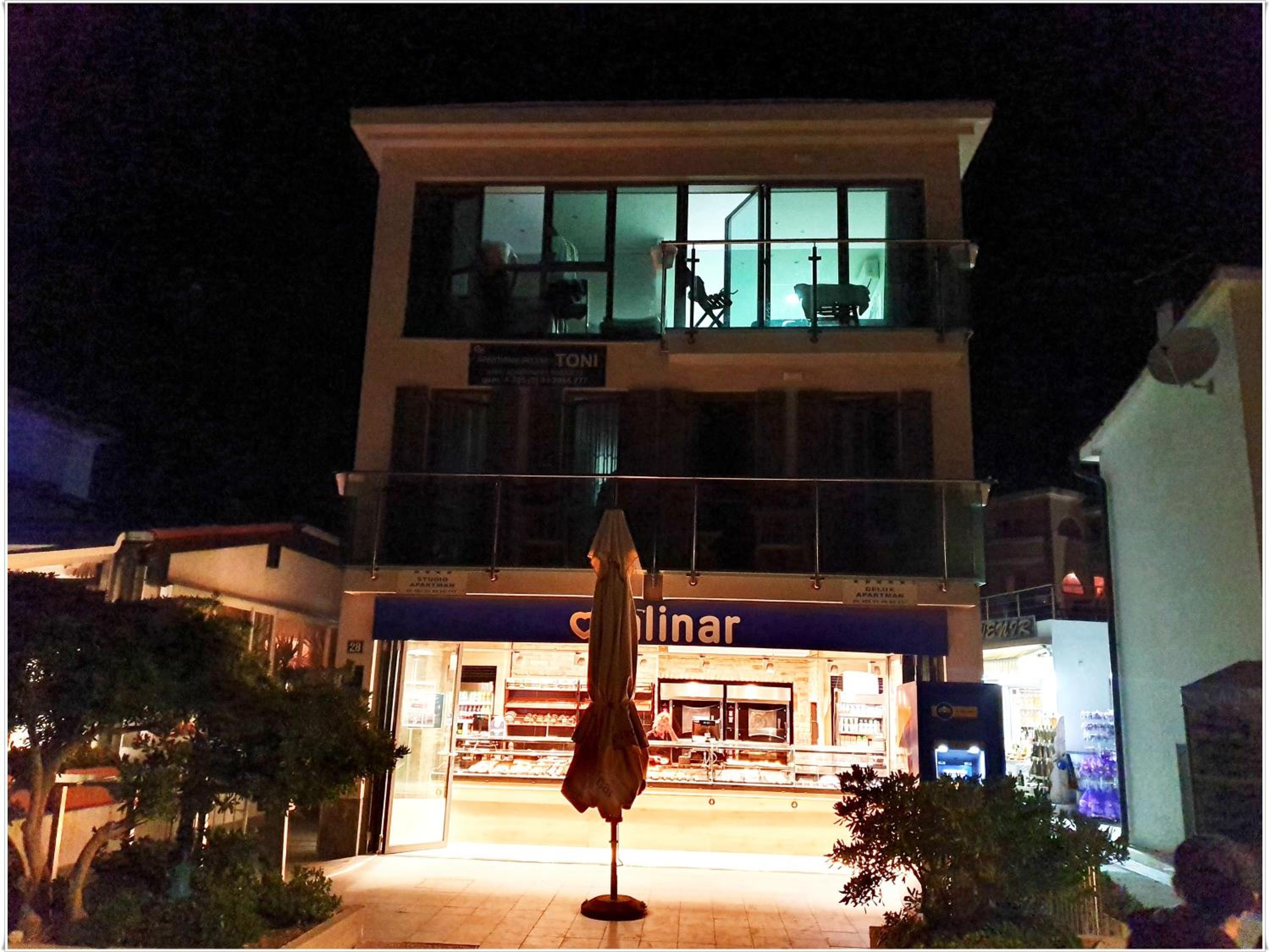 Apartment with Sea View - Photo 40