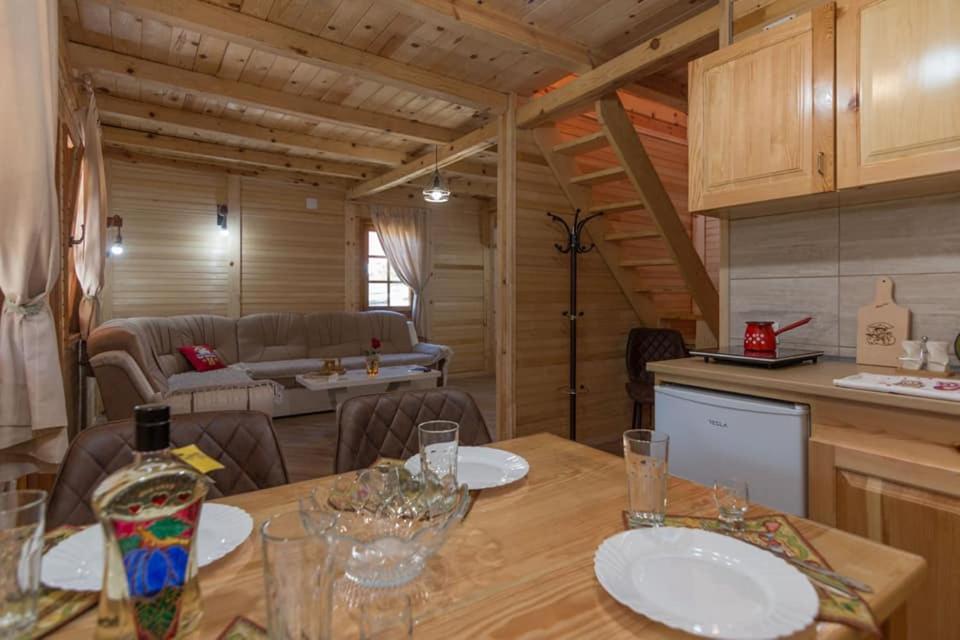 Three-Bedroom Chalet photo 2