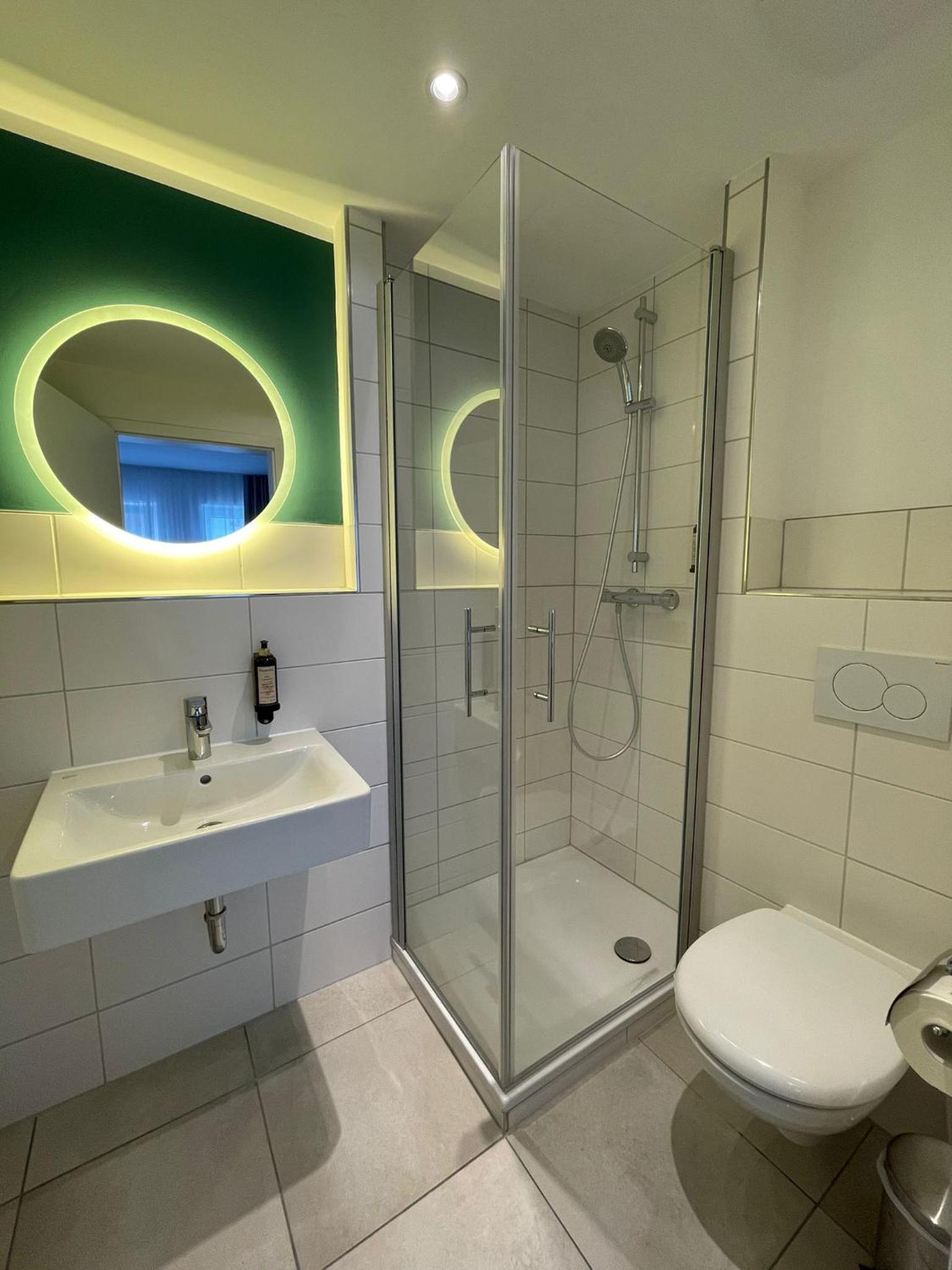 Doppelzimmer thumbnail 5