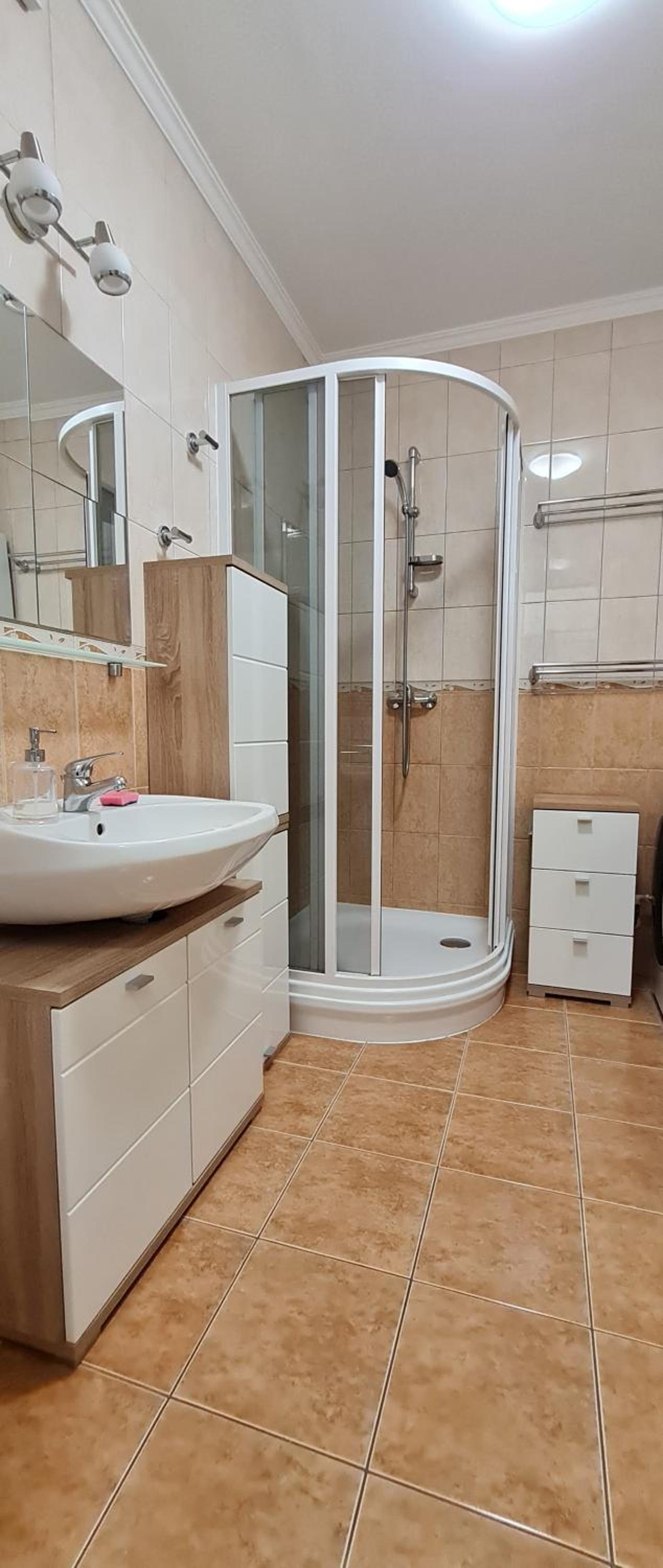 Apartment - Photo 25