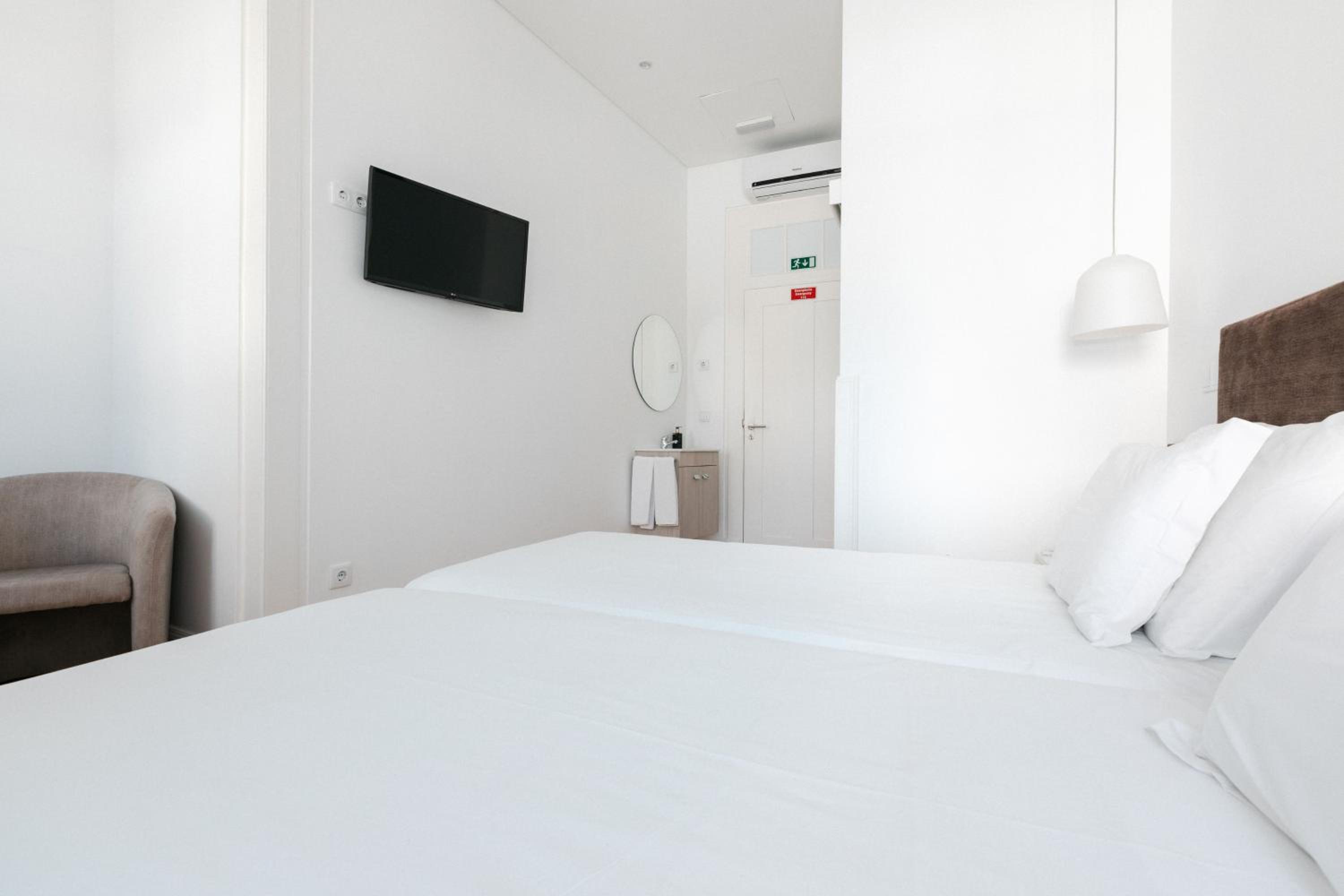 Single Bed in Mixed Dormitory Room photo 2