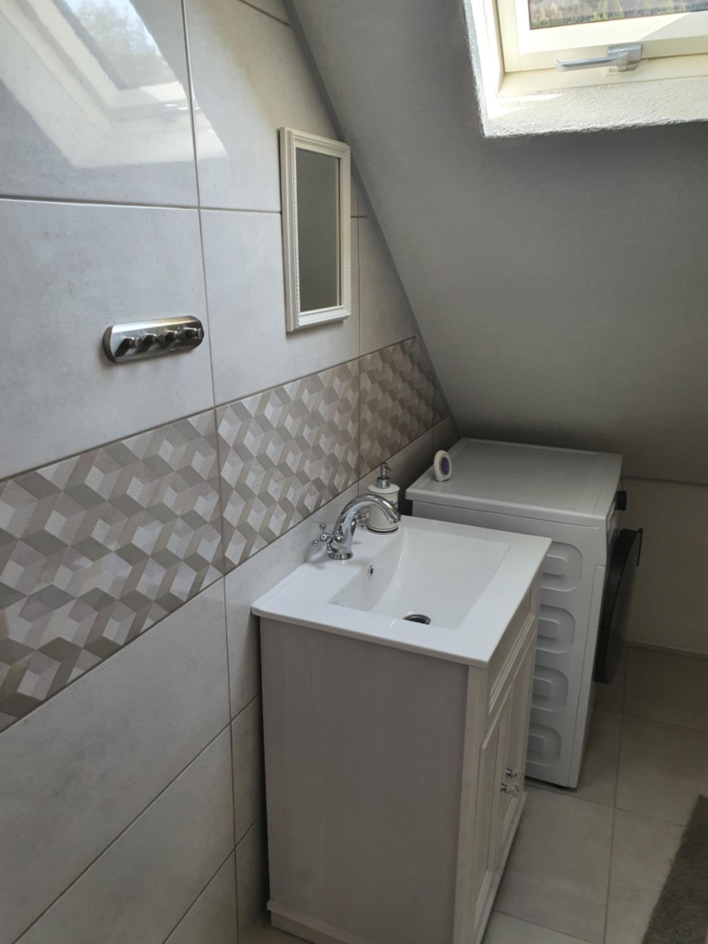 Three-Bedroom Apartment - Photo 6