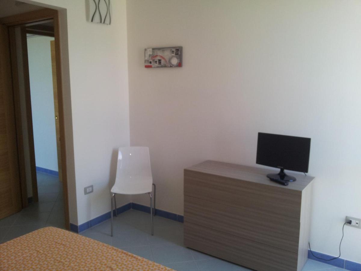 Family Apartment (2 Adults + 2 Children) with Garden View photo 2