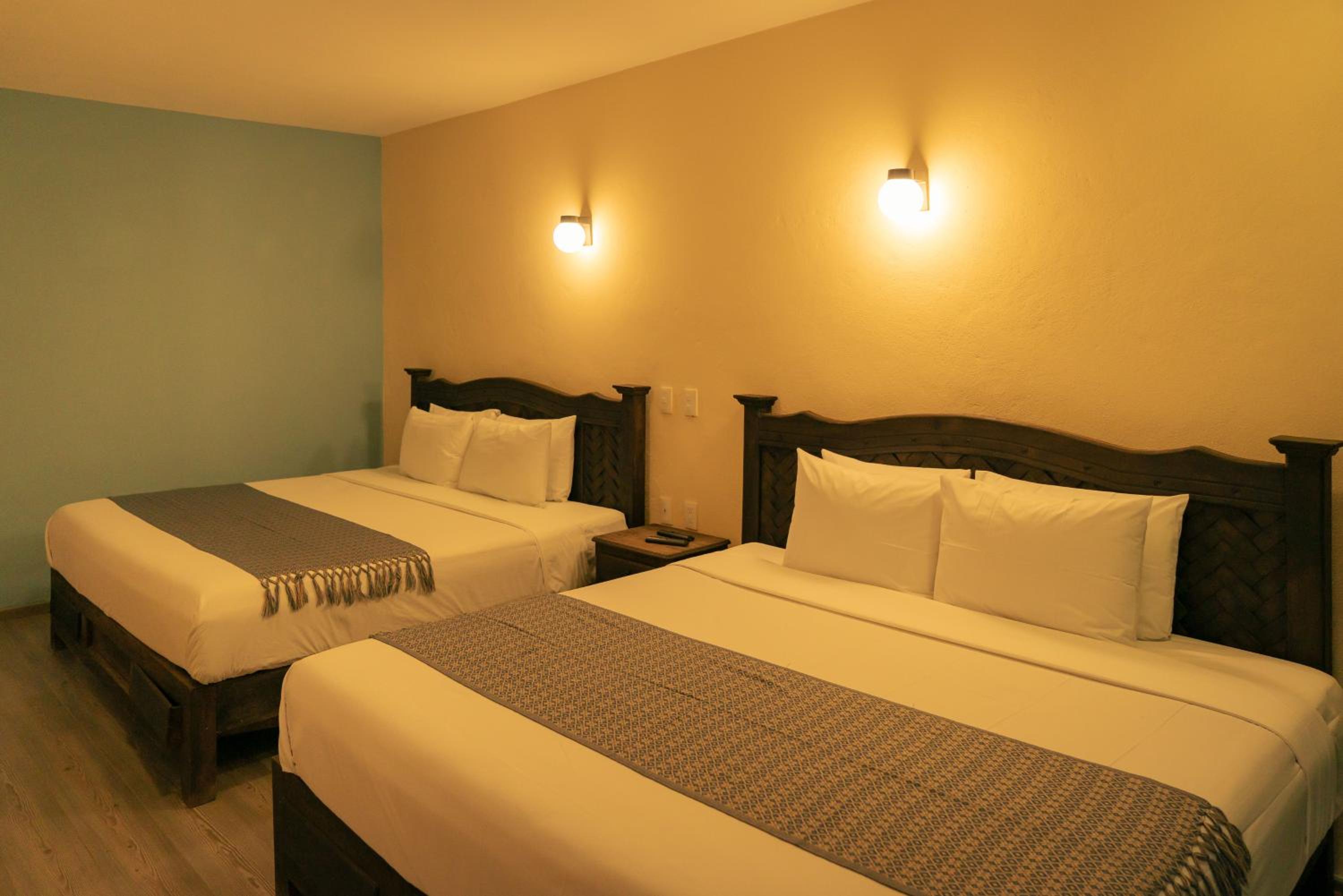 King Room with Two King Beds - Photo 1