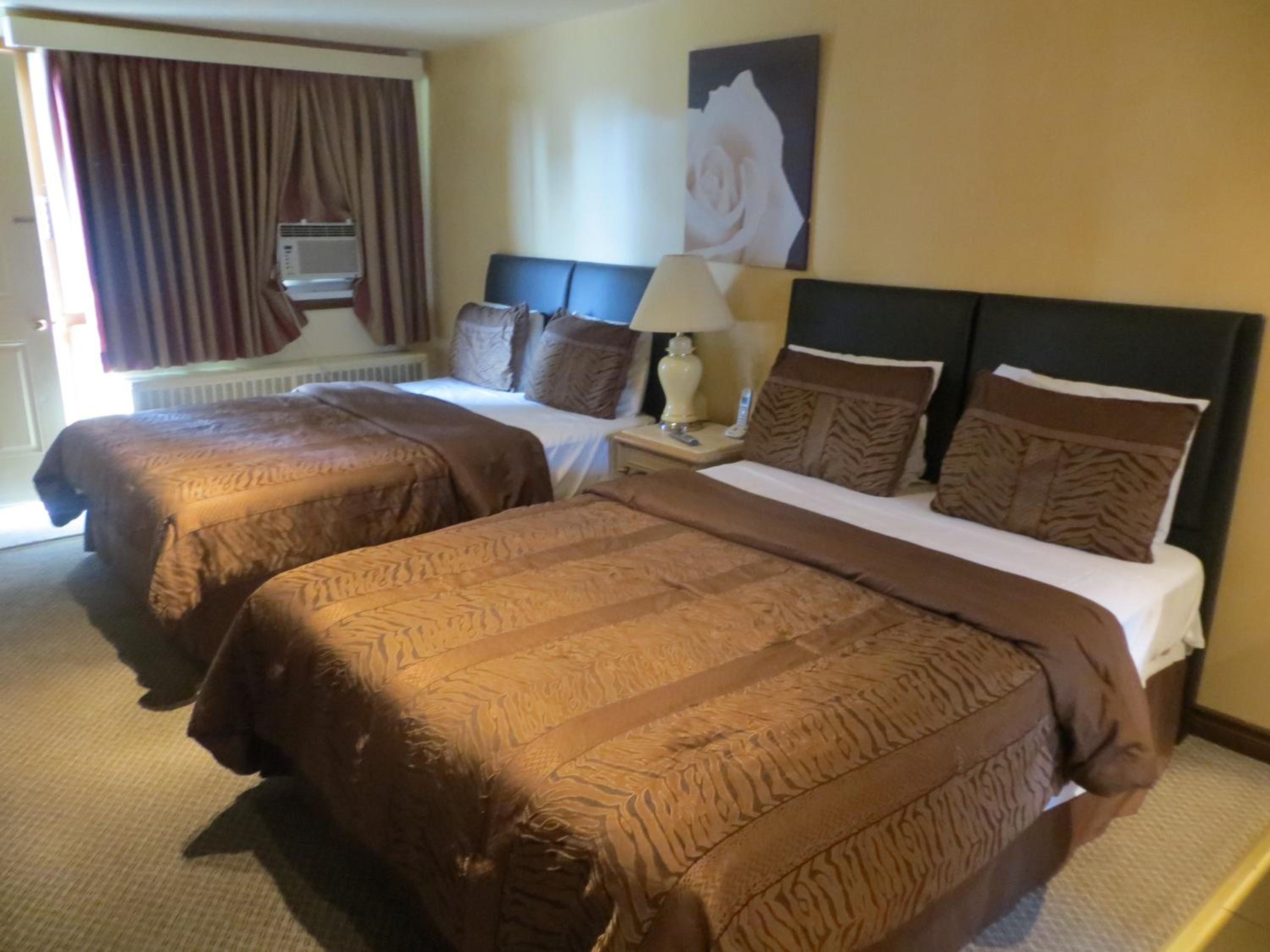Large Double Room photo 1