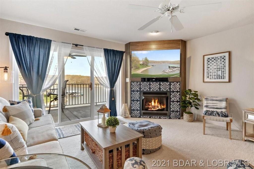 Three-Bedroom Apartment photo 1