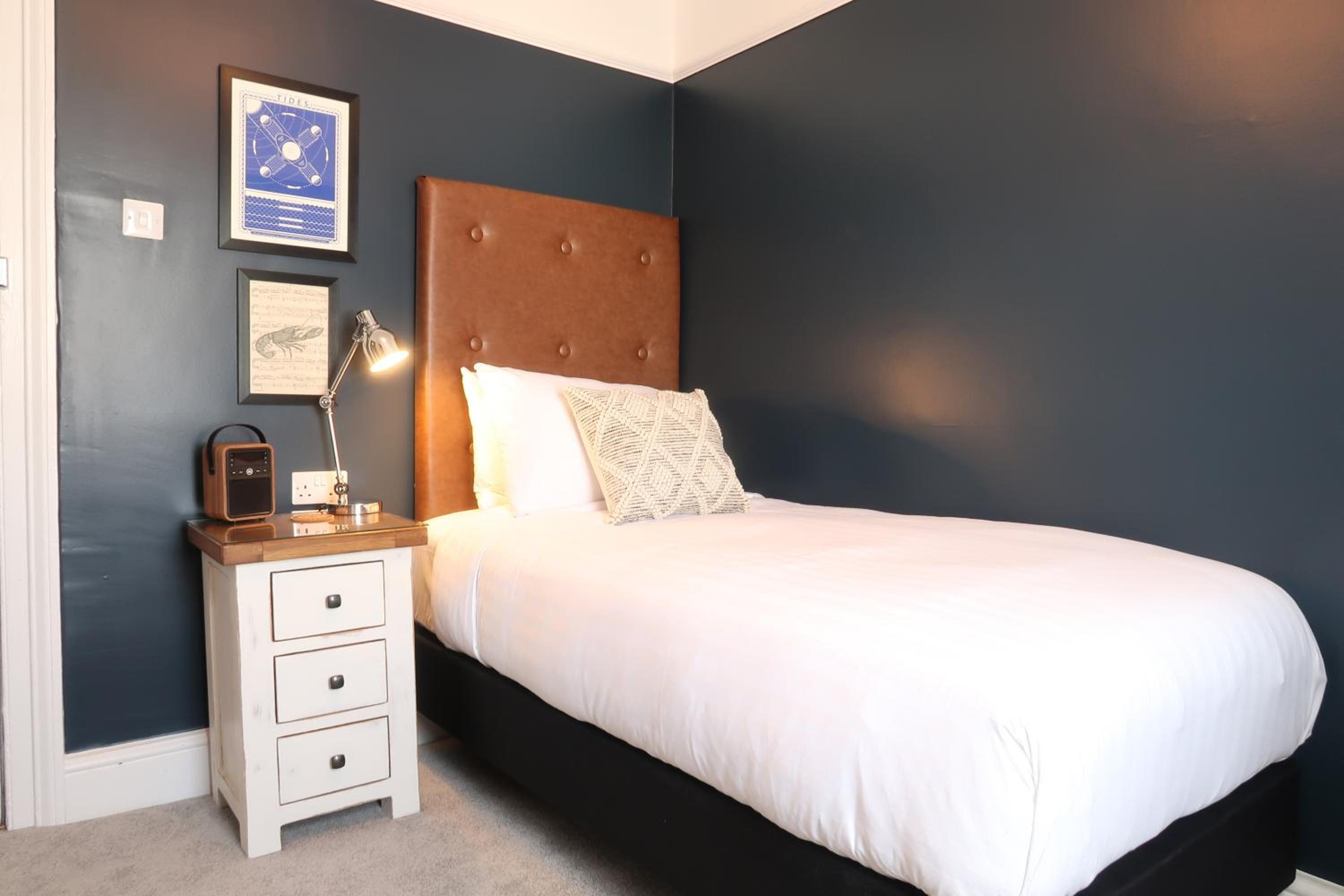 Single Room with Shower