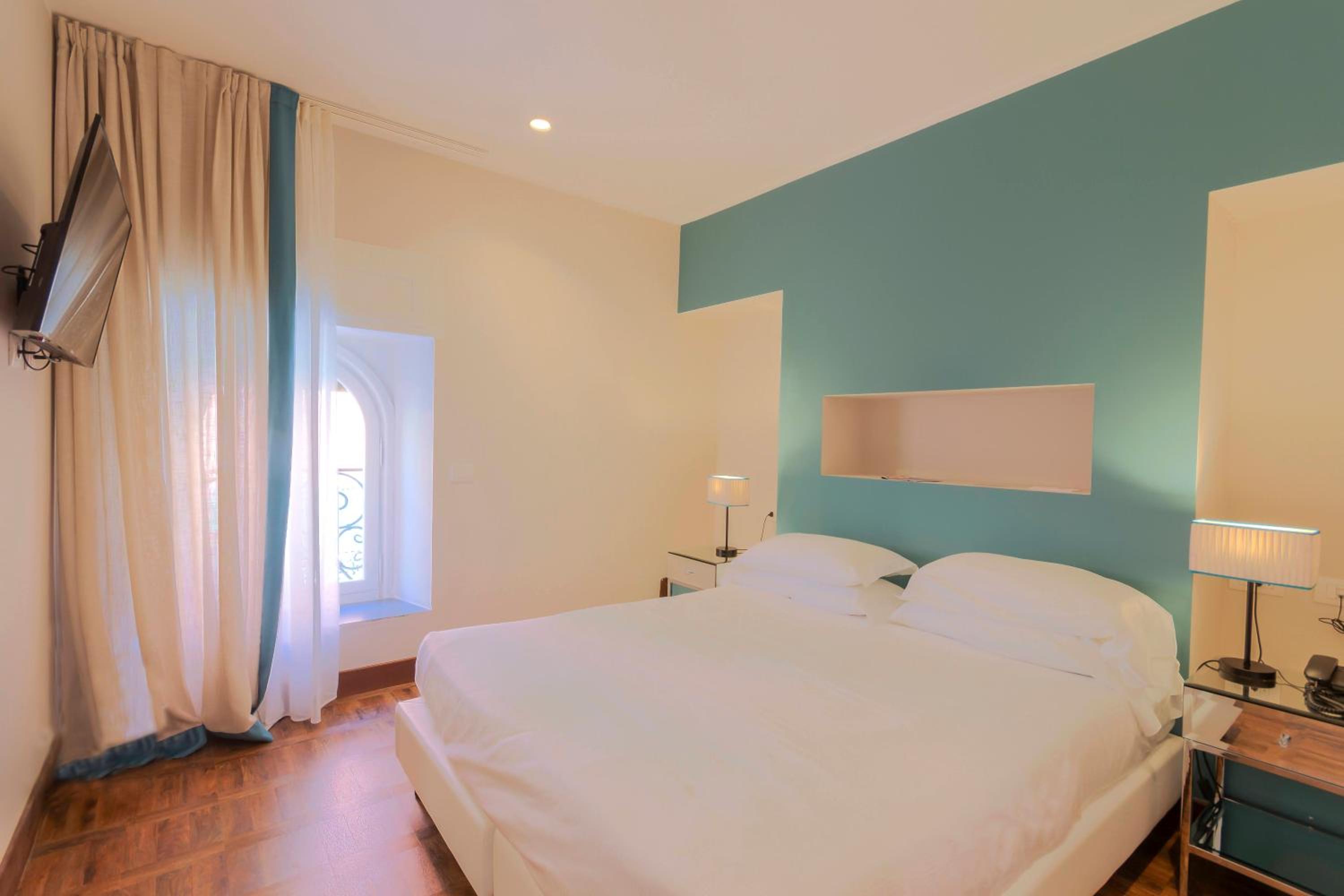 Standard Double or Twin Room with Spa Access photo 3