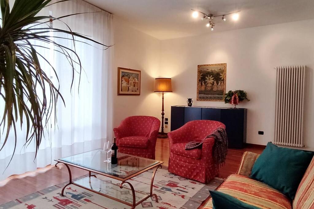 Three-Bedroom Apartment - Photo 1